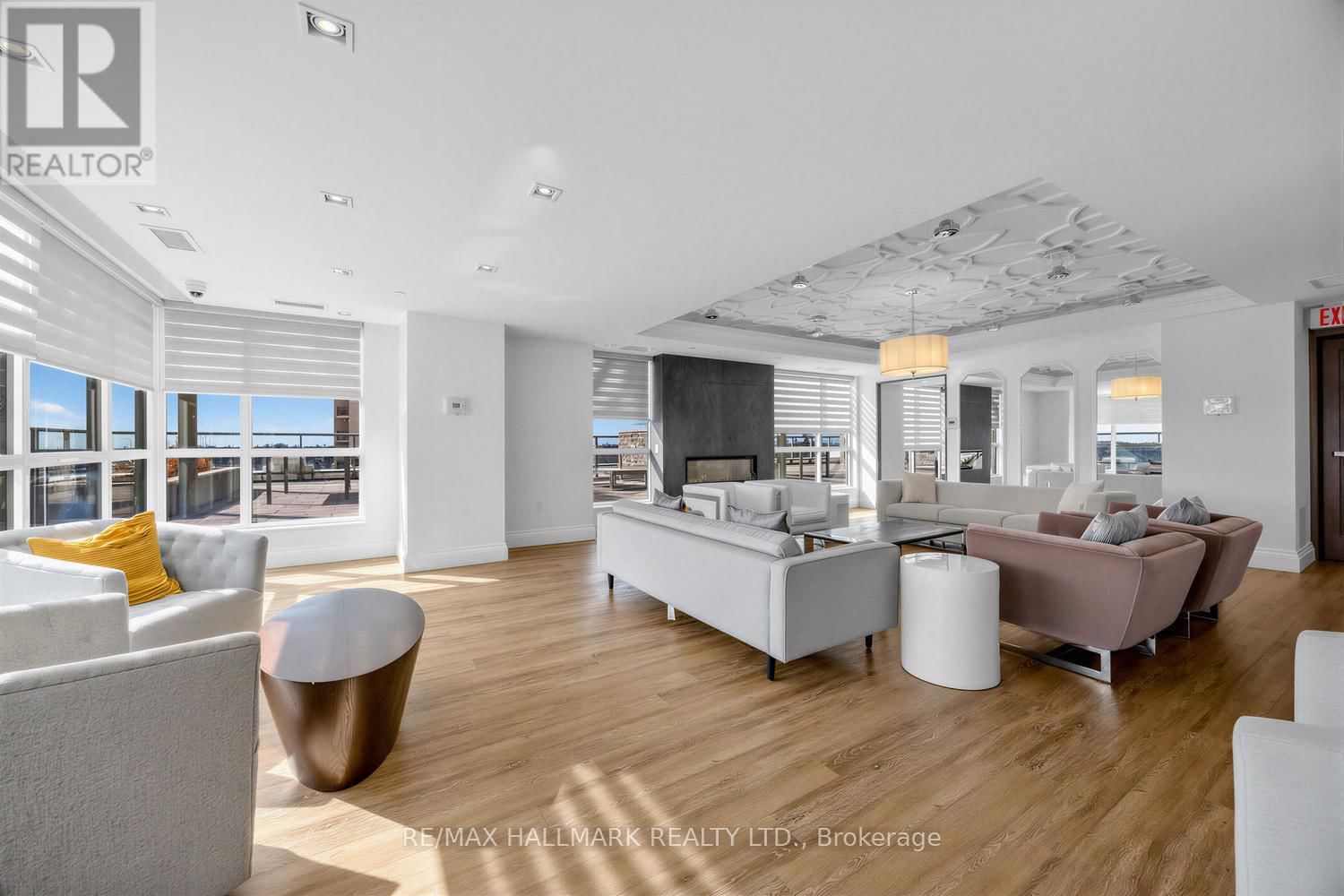 1112 - 9560 MARKHAM ROAD Image 38