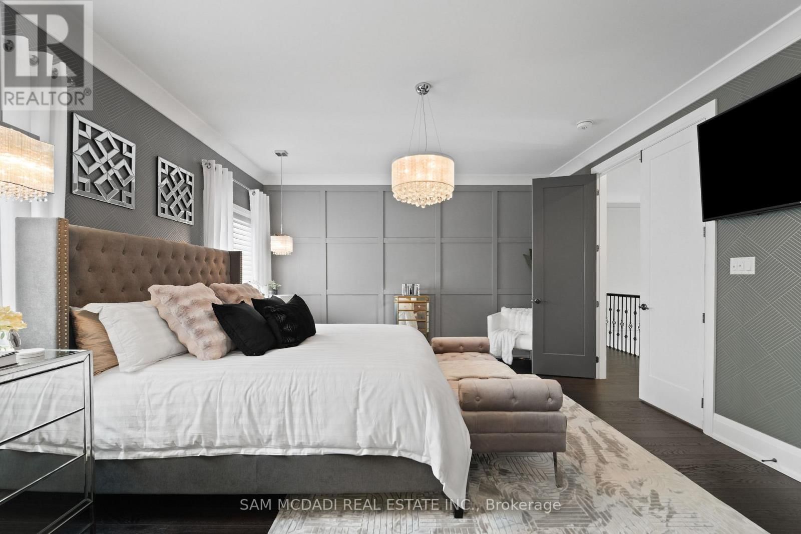 39 MCKEOWN STREET Image 24