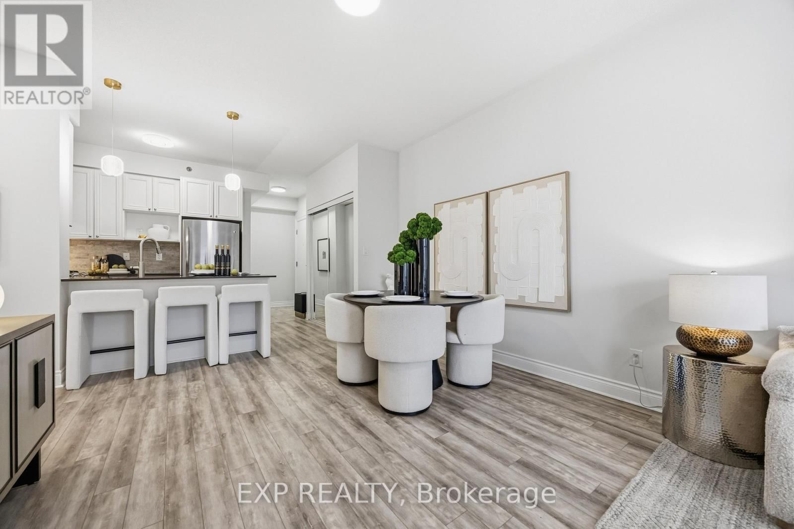 211 - 28 PRINCE REGENT STREET Image 10