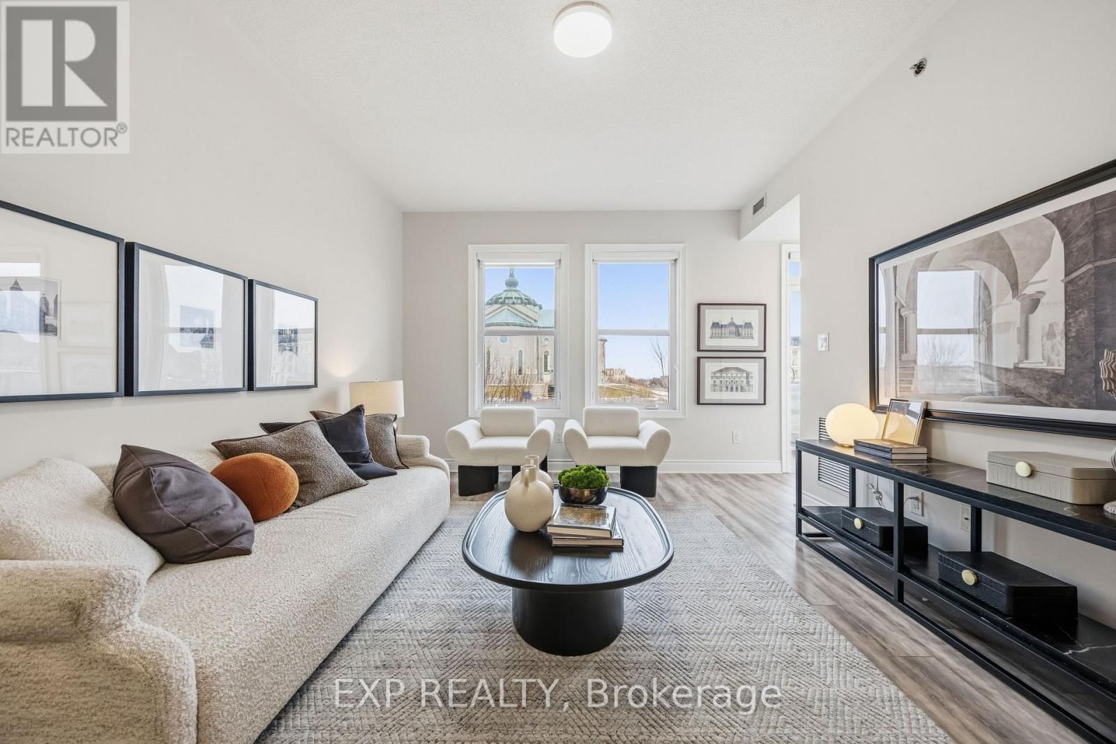 211 - 28 PRINCE REGENT STREET Image 12