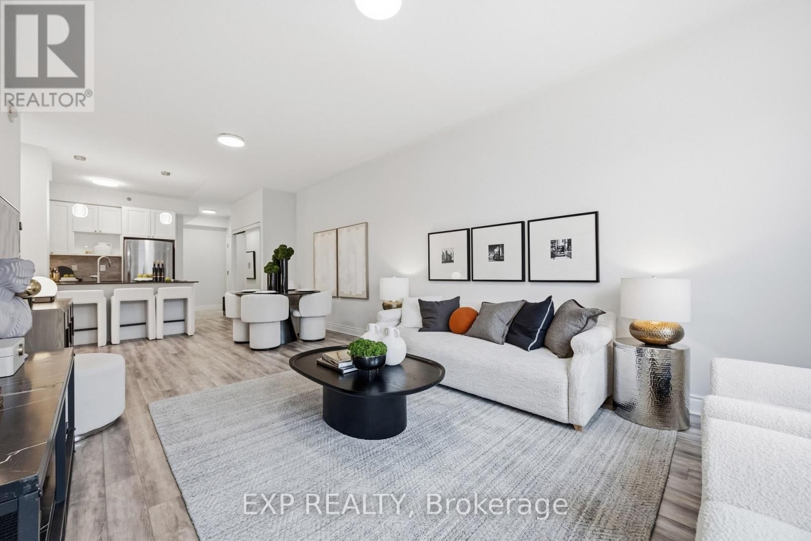 211 - 28 PRINCE REGENT STREET Image 14