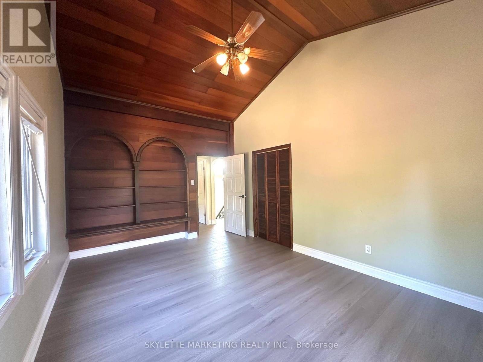 14377 WARDEN AVENUE Image 14