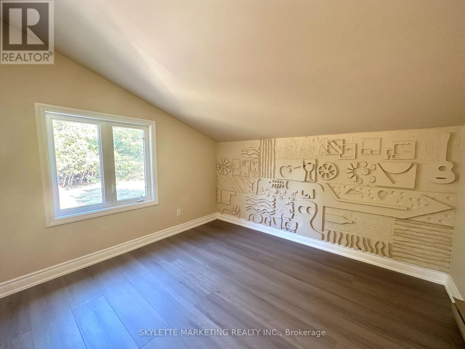 14377 WARDEN AVENUE Image 17