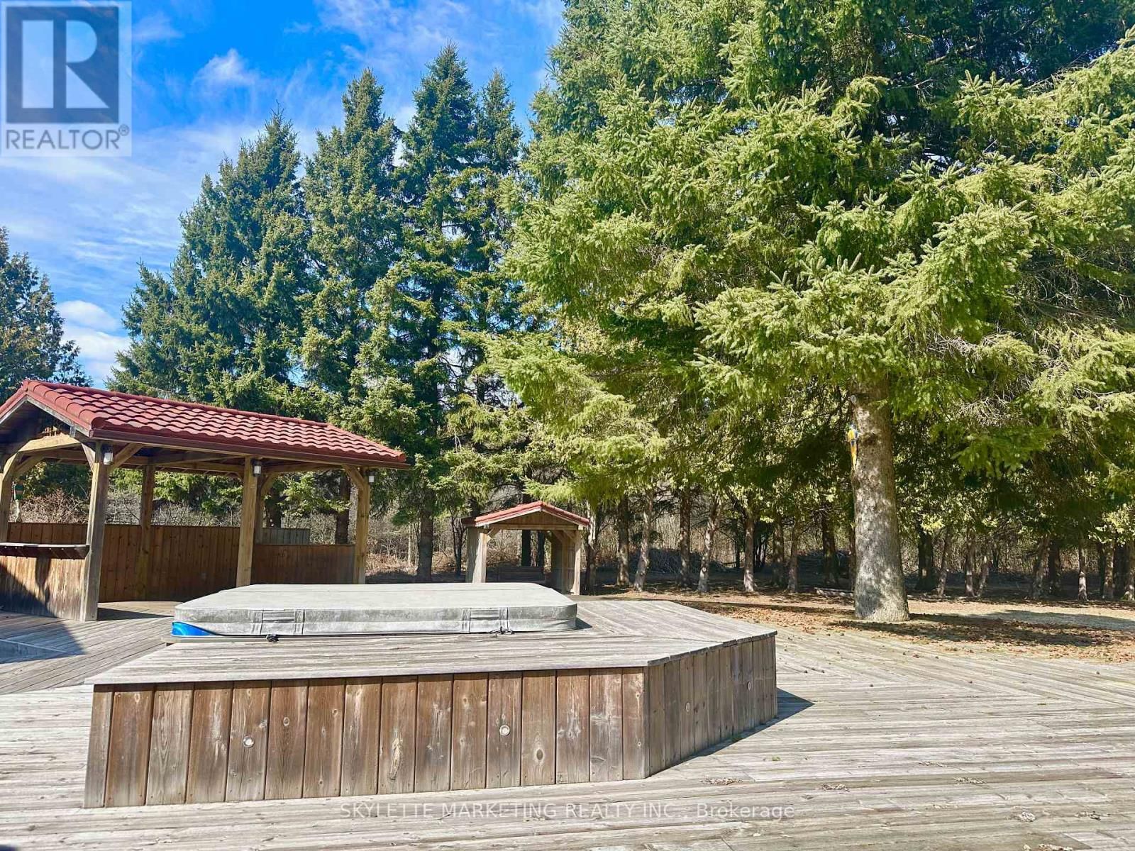 14377 WARDEN AVENUE Image 26