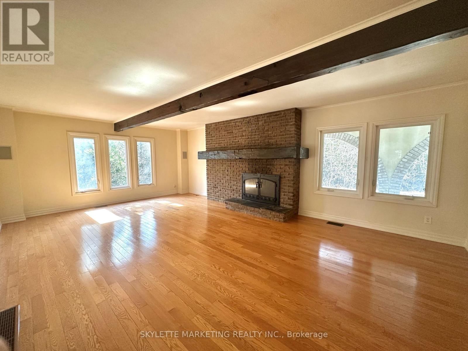 14377 WARDEN AVENUE Image 4