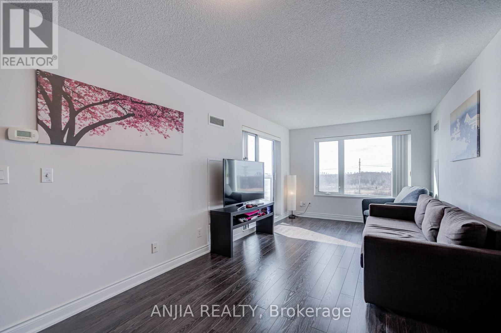 1112 - 273 SOUTH PARK ROAD Image 10