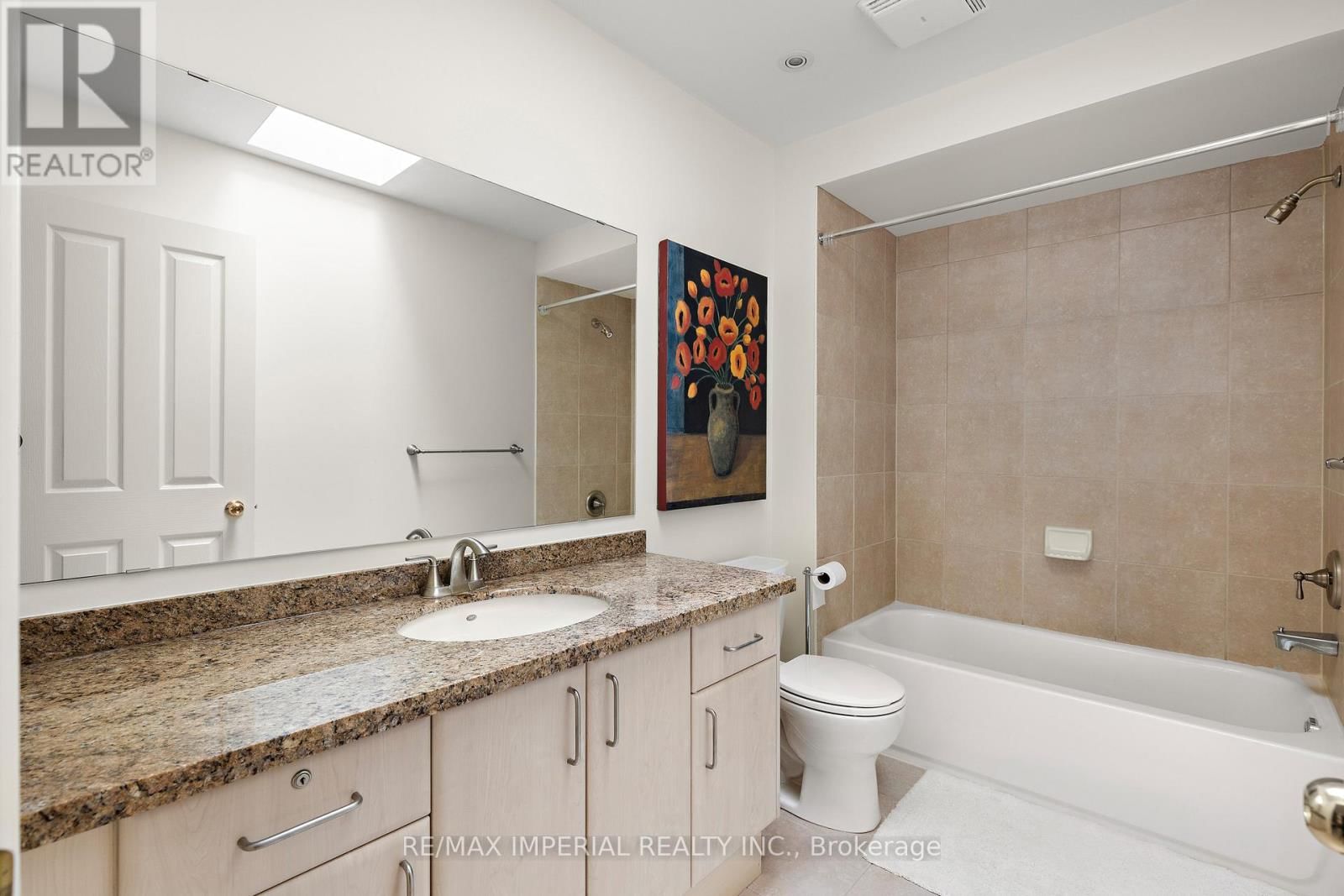 16 CARRIAGE HOUSE COURT Image 30