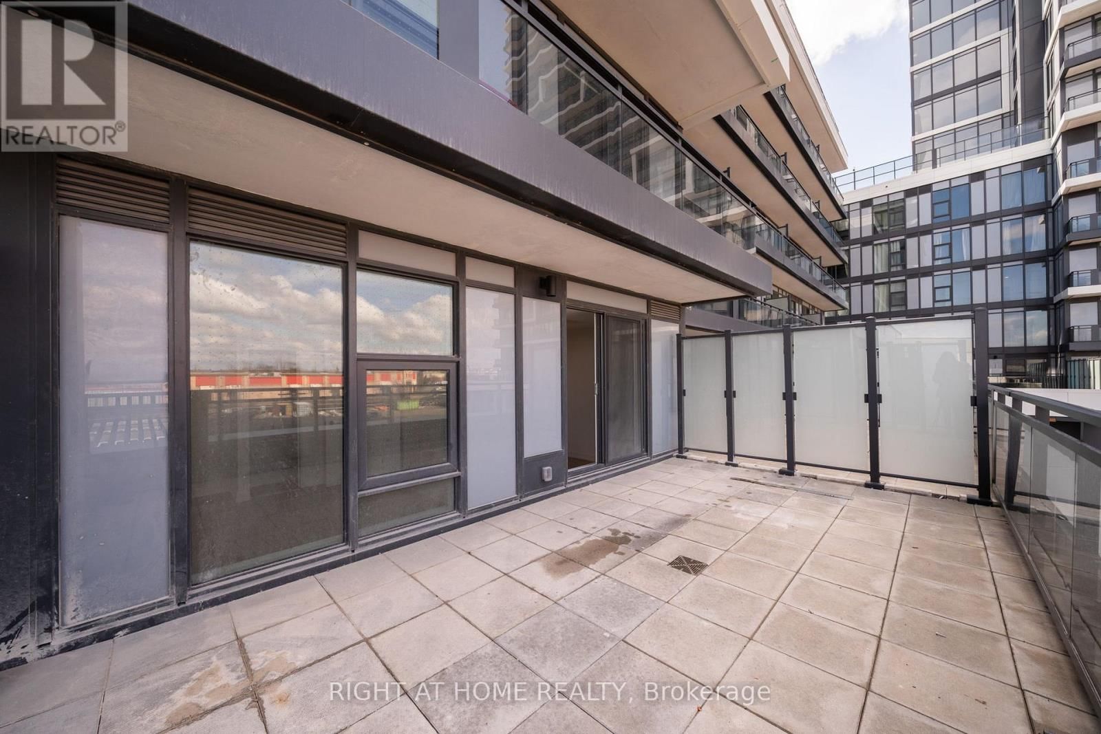 211 - 9751 MARKHAM ROAD Image 19