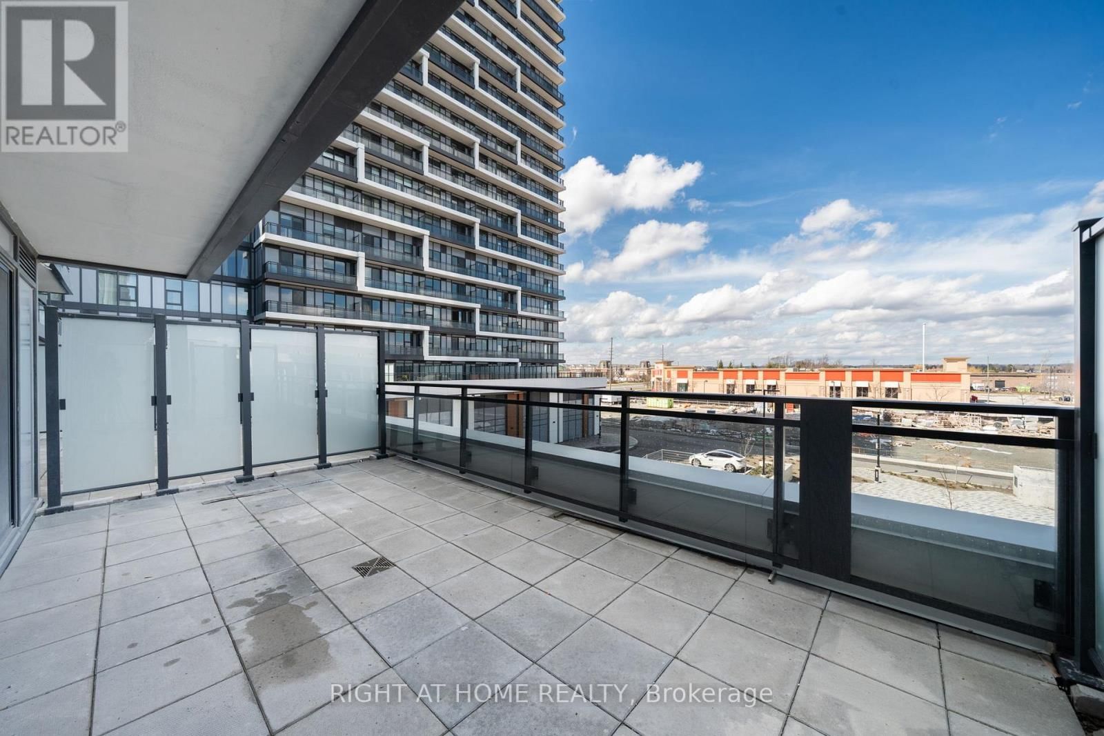 211 - 9751 MARKHAM ROAD Image 5