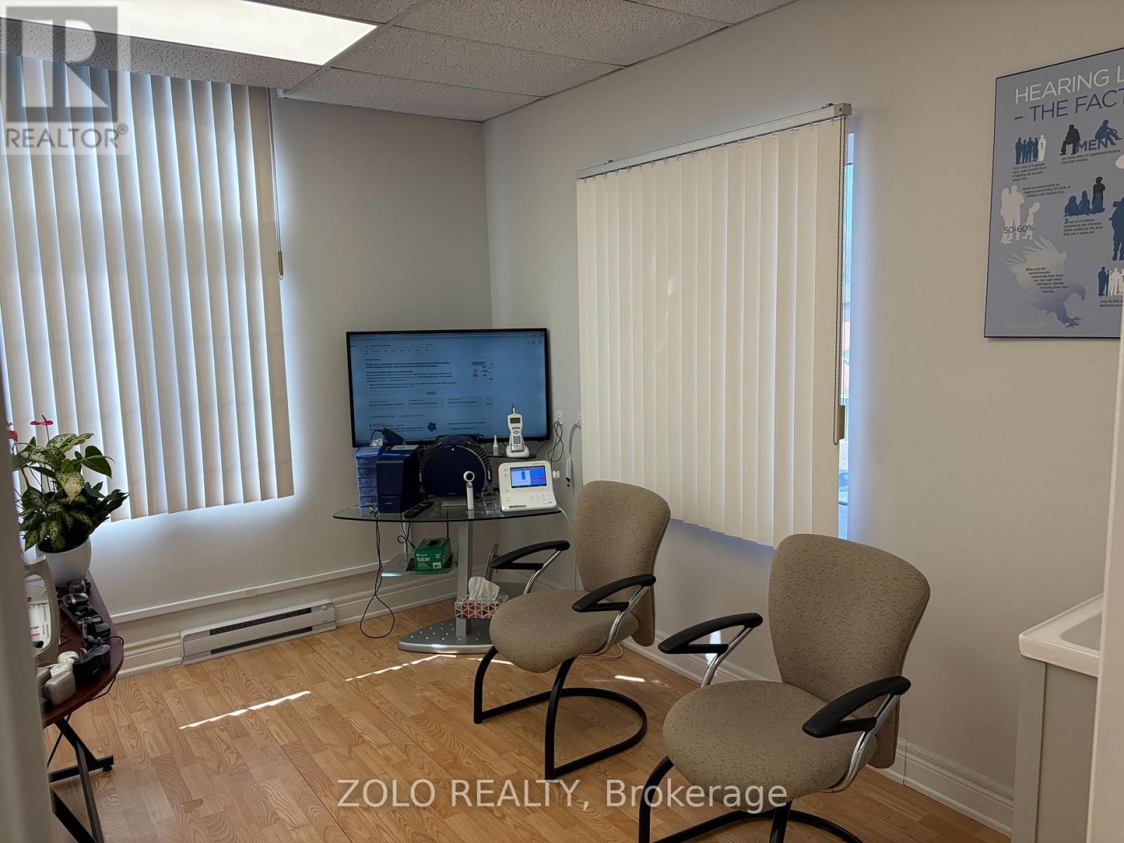 210 - 4600 HIGHWAY 7 WEST Image 12