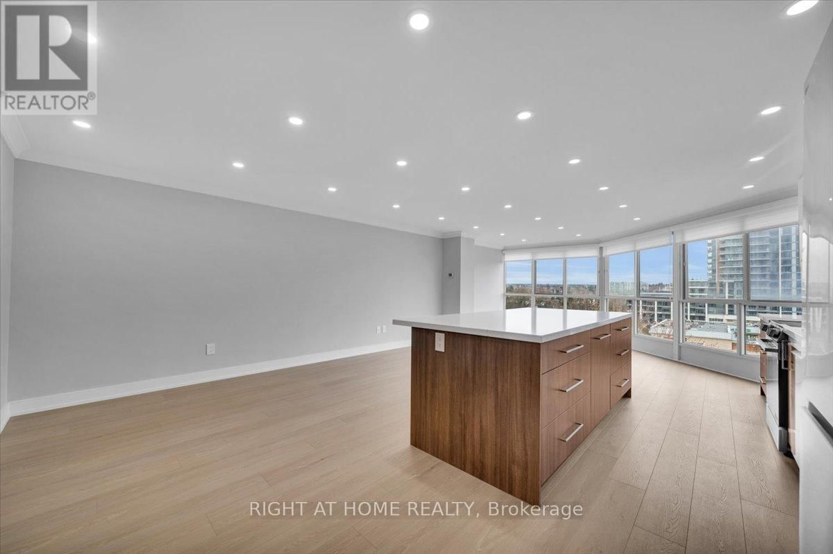 703 - 5 WELDRICK ROAD WEST Image 8