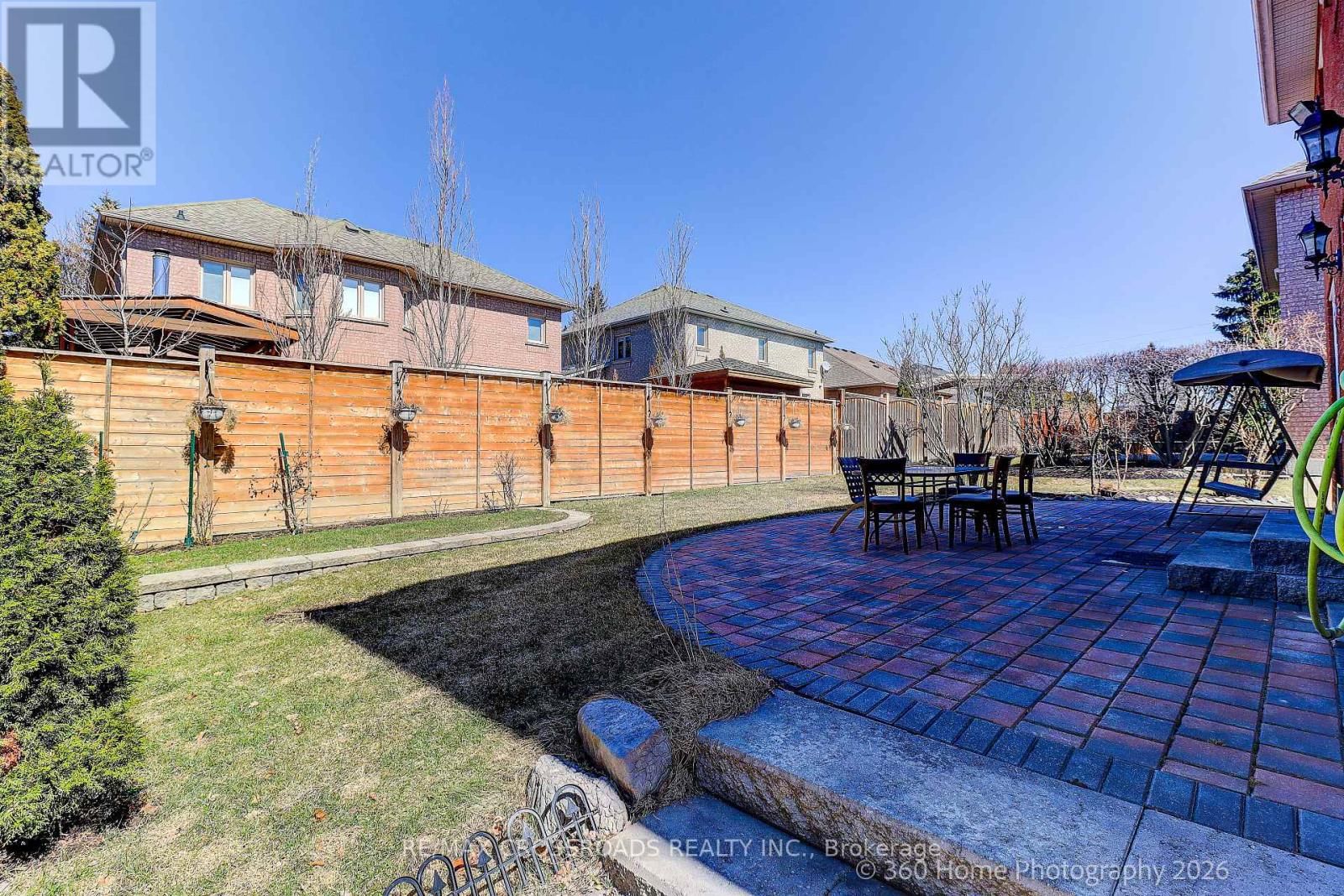 80 LOIS DRIVE Image 30