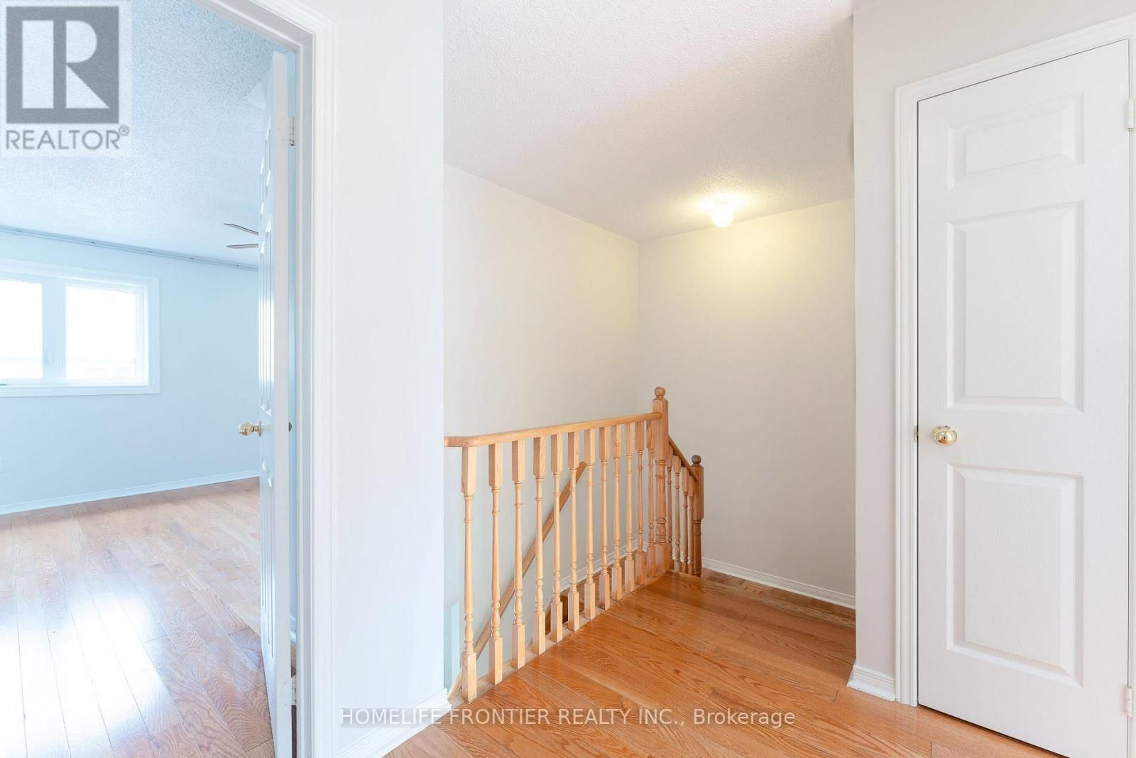 100 SELKIRK DRIVE Image 15