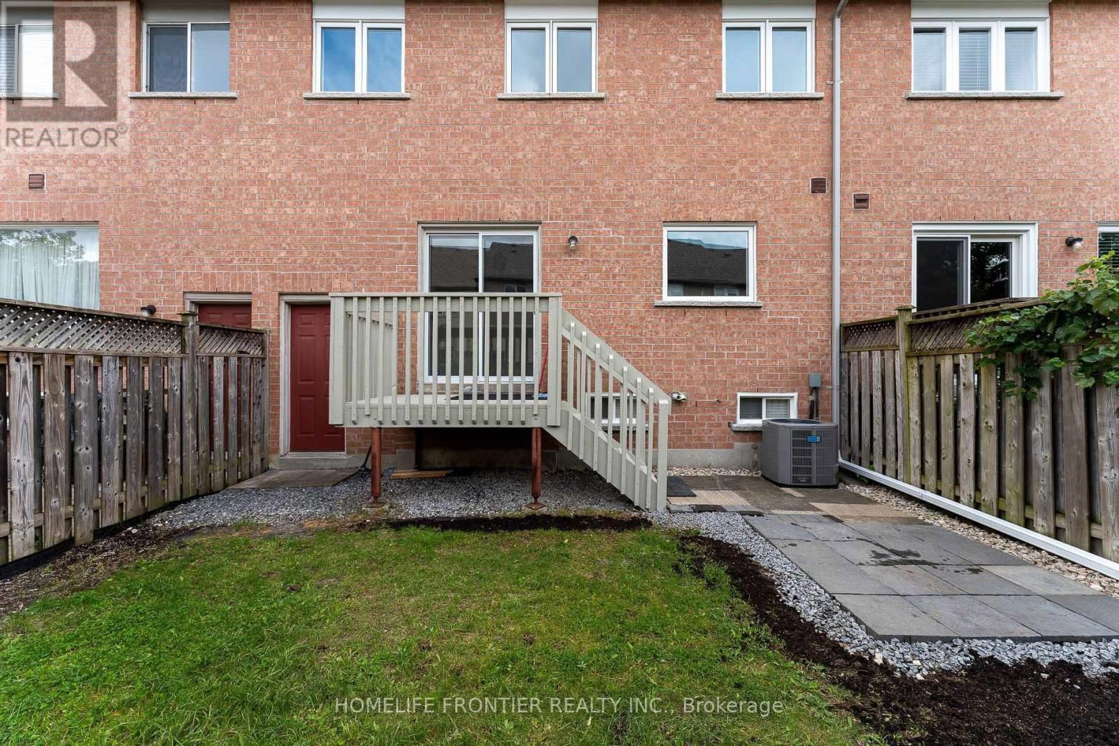 100 SELKIRK DRIVE Image 20