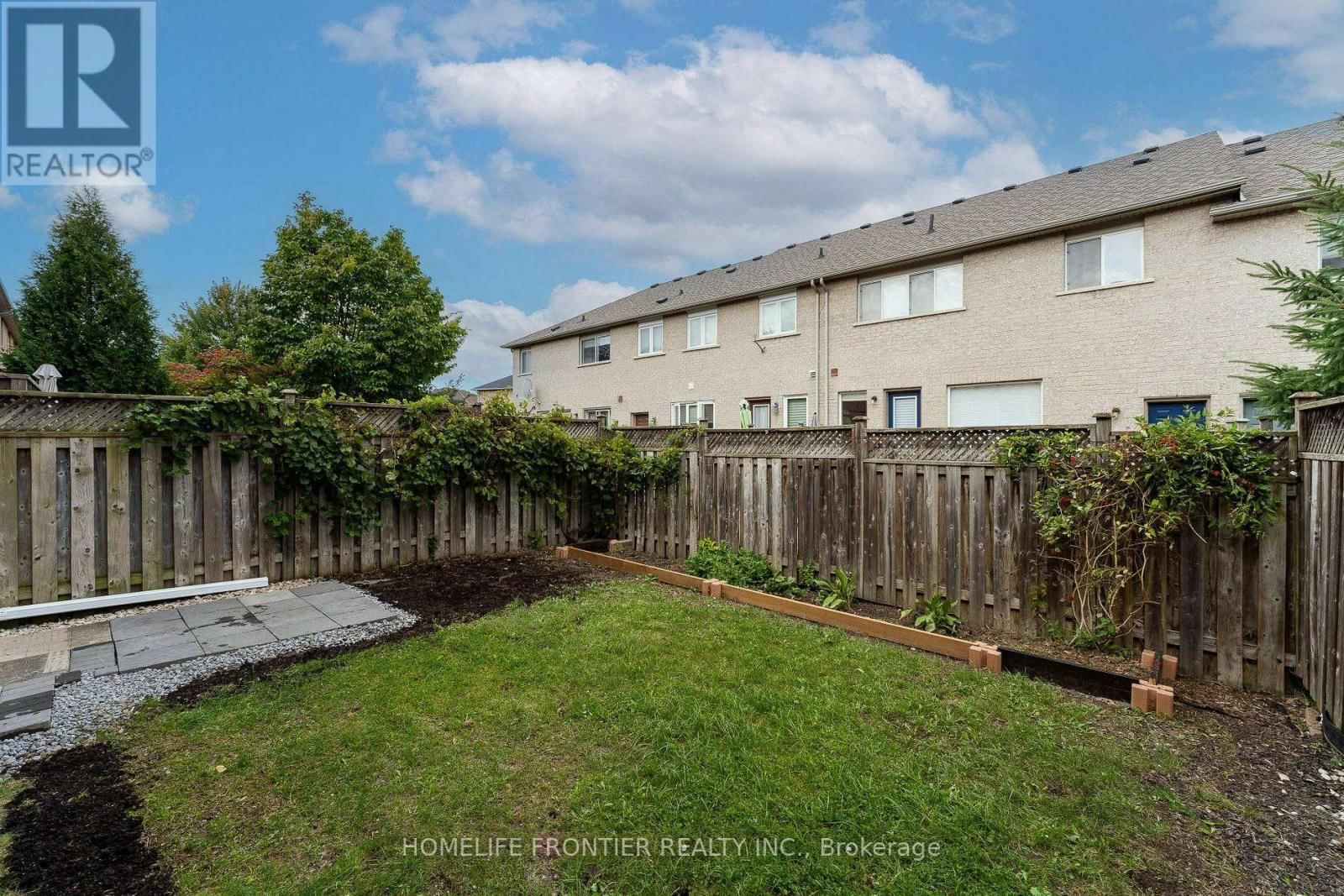 100 SELKIRK DRIVE Image 6