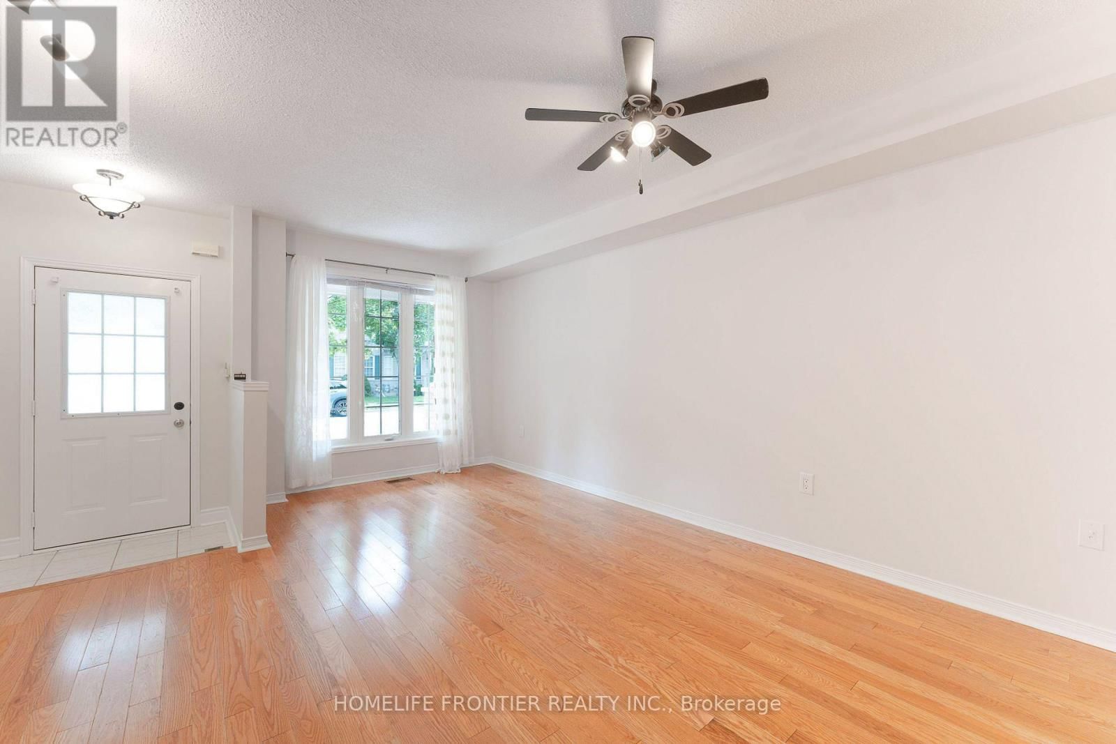 100 SELKIRK DRIVE Image 9