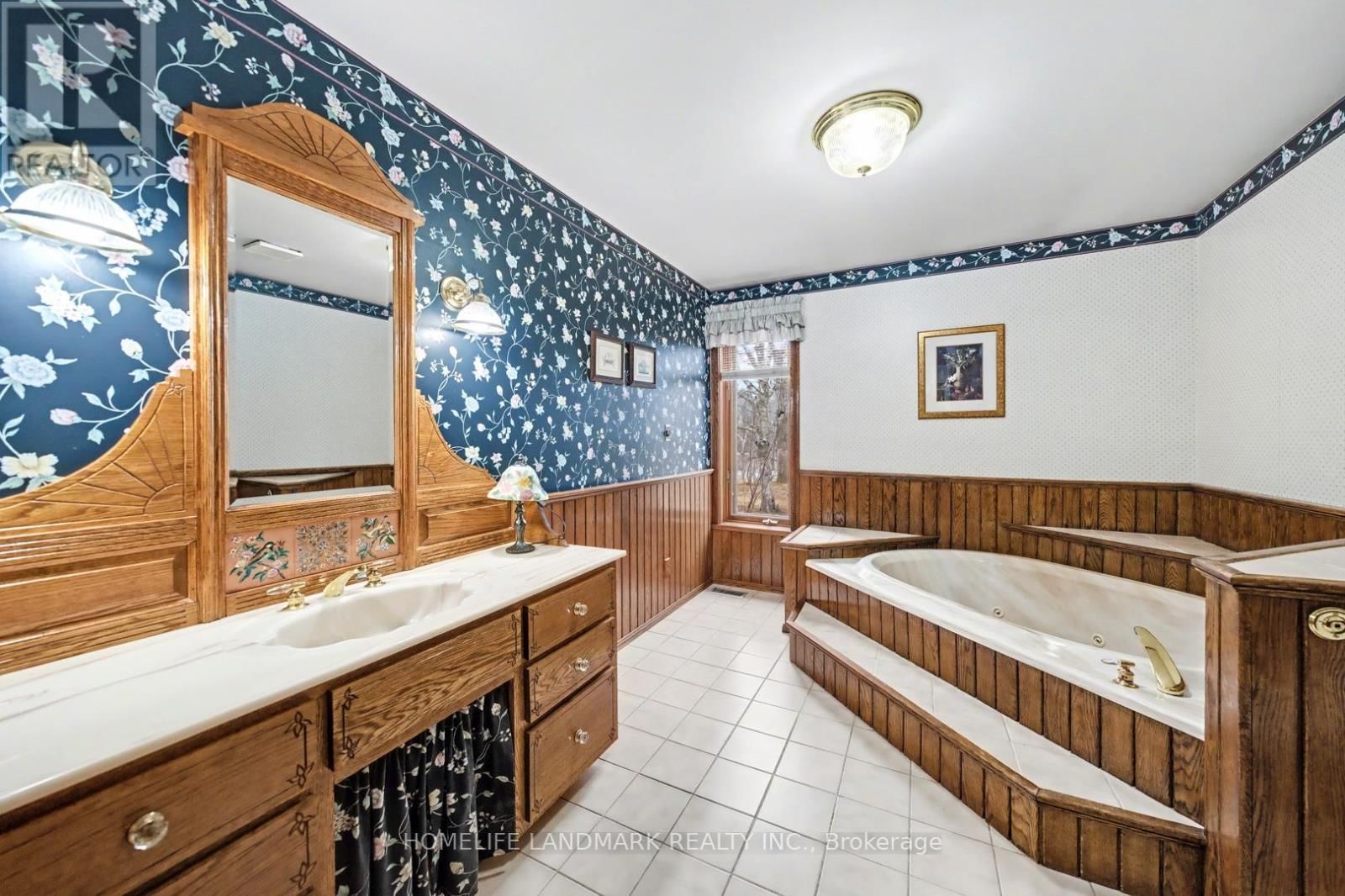 13953 10TH LINE WEST Image 21