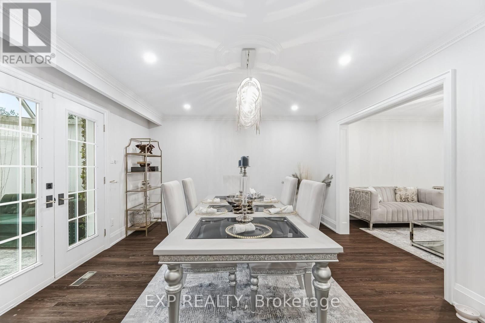 265 WYCLIFFE AVENUE Image 10