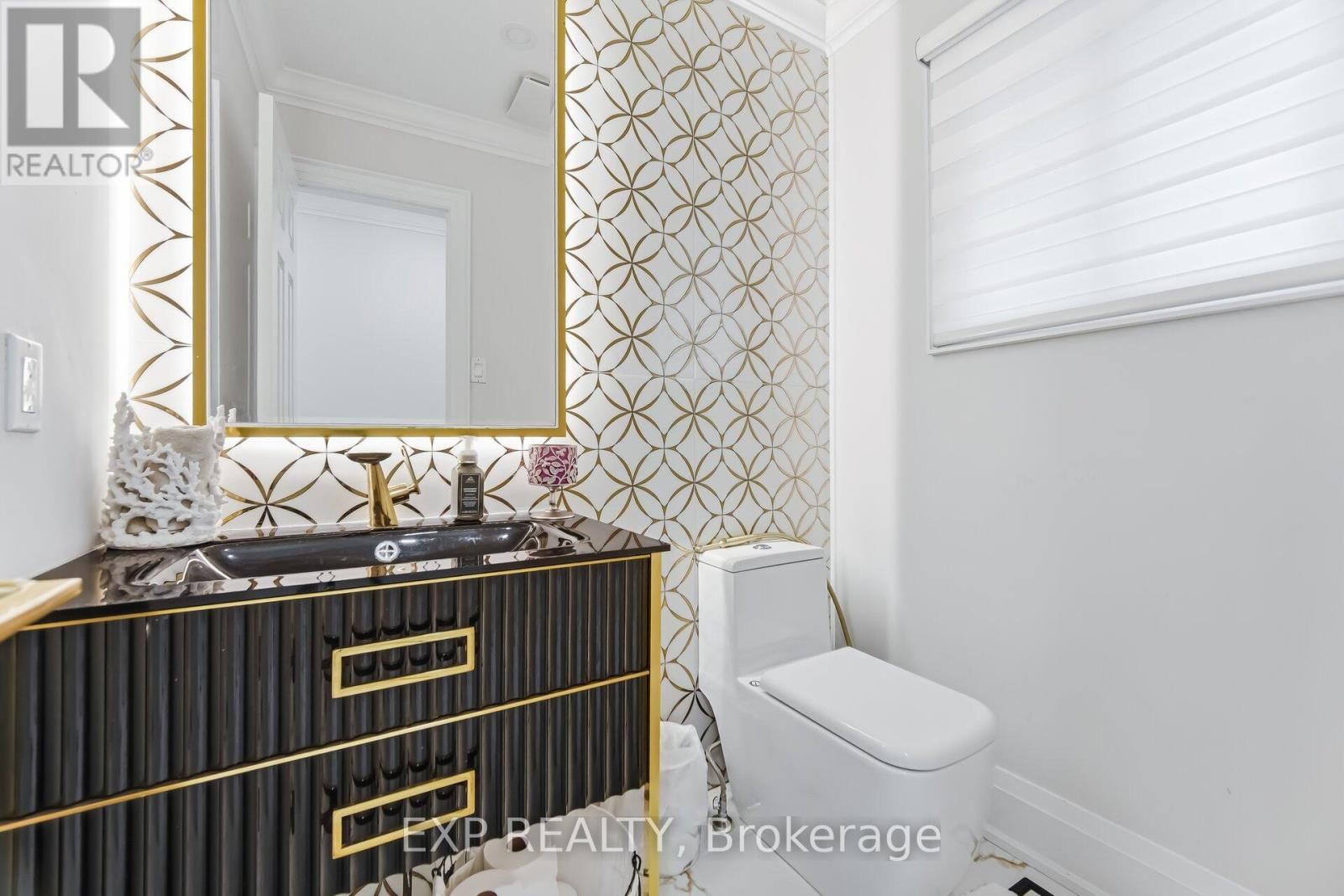 265 WYCLIFFE AVENUE Image 16