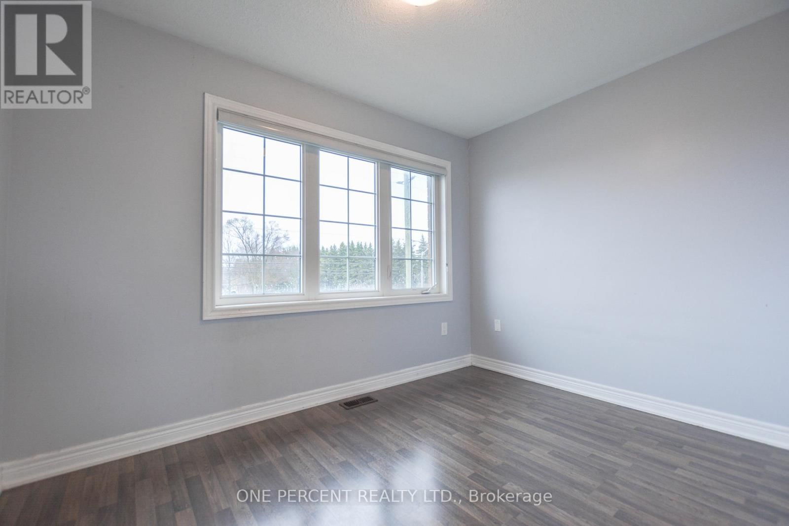 19838 LESLIE STREET Image 32