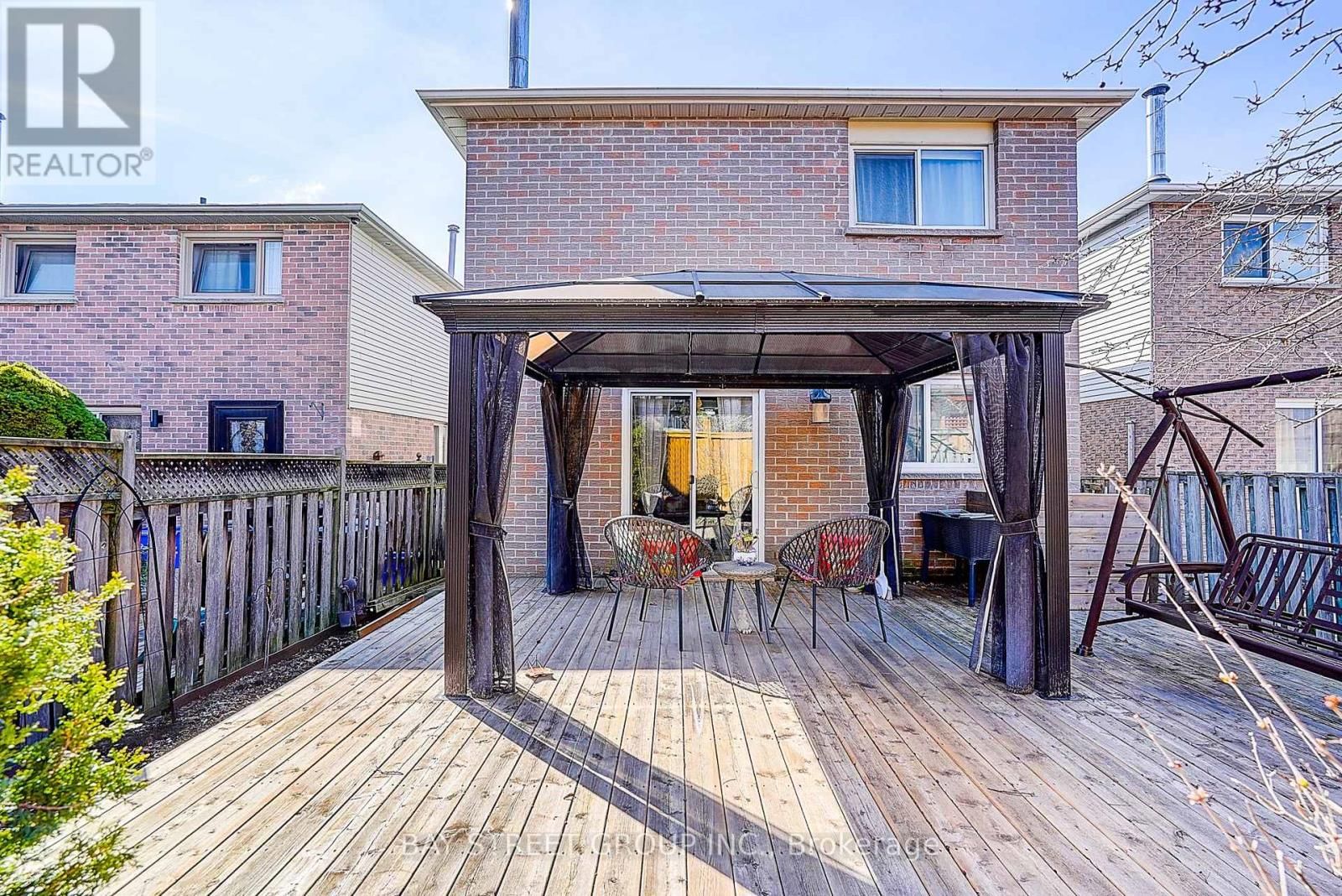 43 BLUESKY CRESCENT Image 11