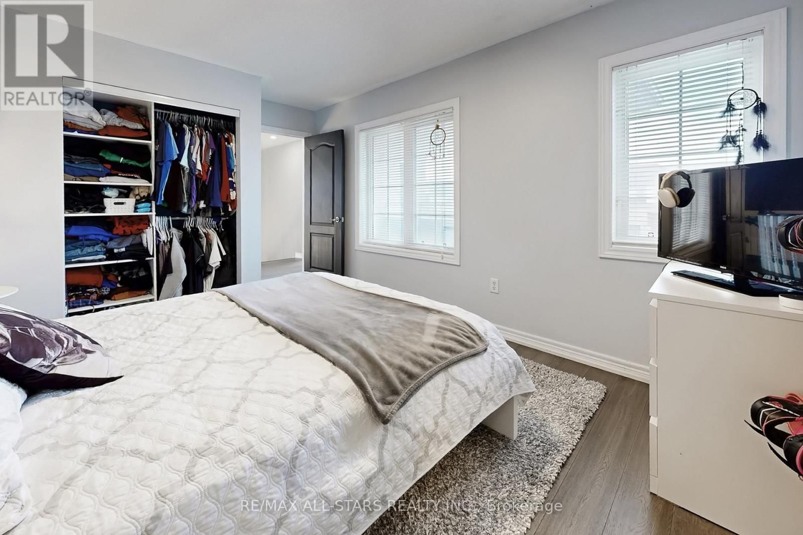 6 HIRST AVENUE Image 34