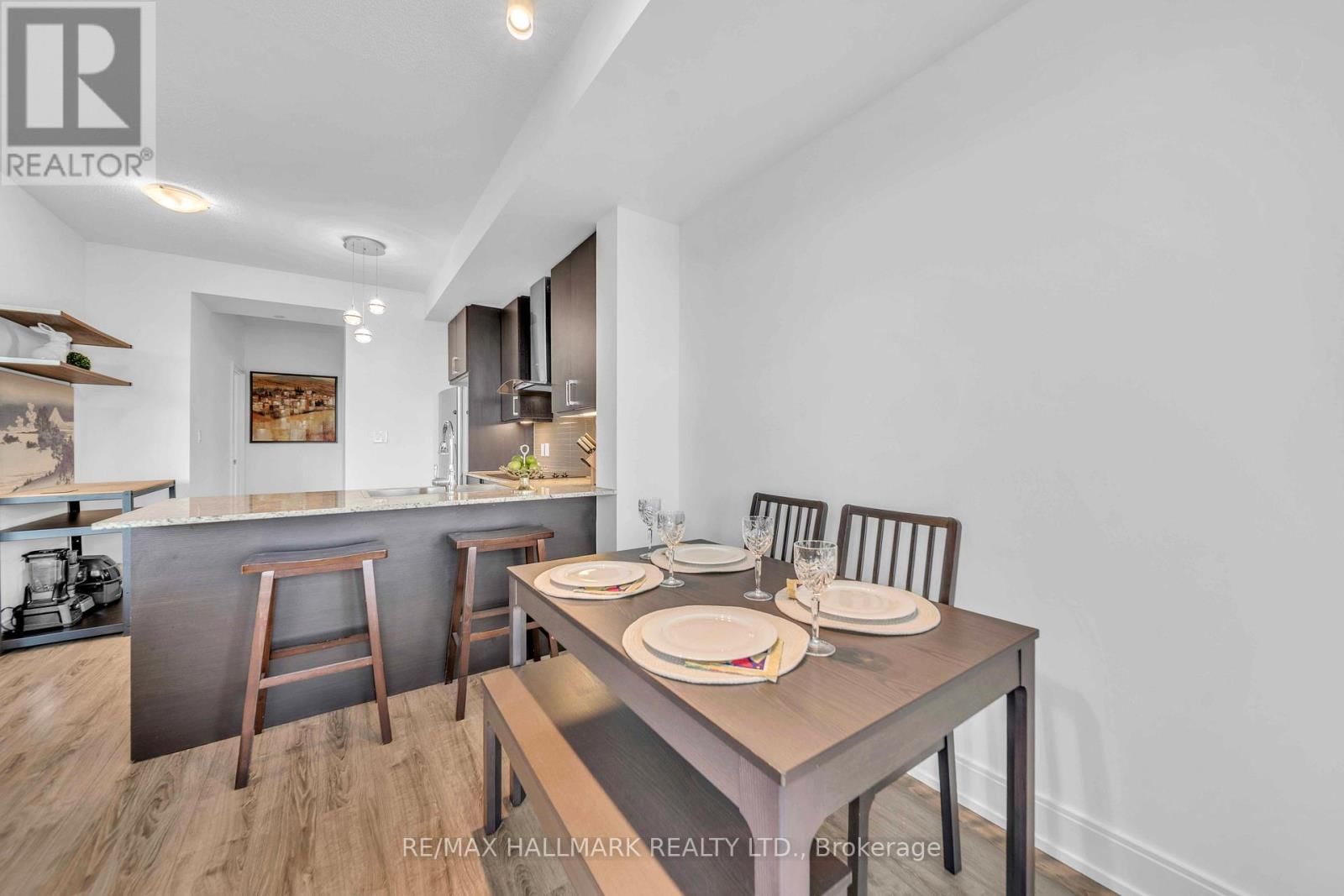 1102 - 9600 YONGE STREET Image 14