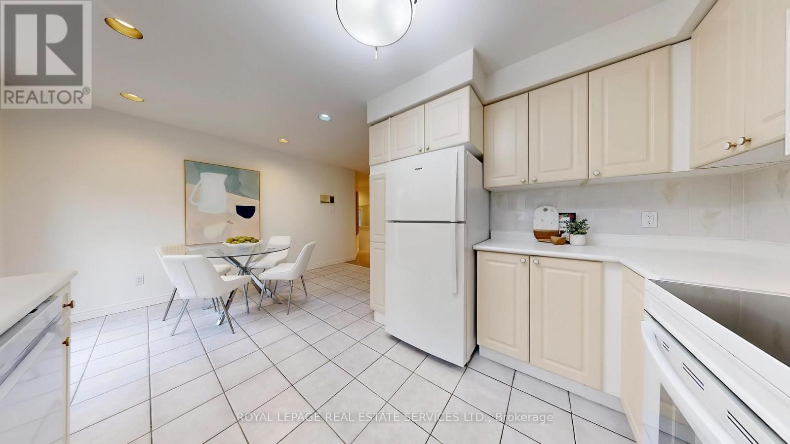 107 ROSEBOROUGH CRESCENT Image 13