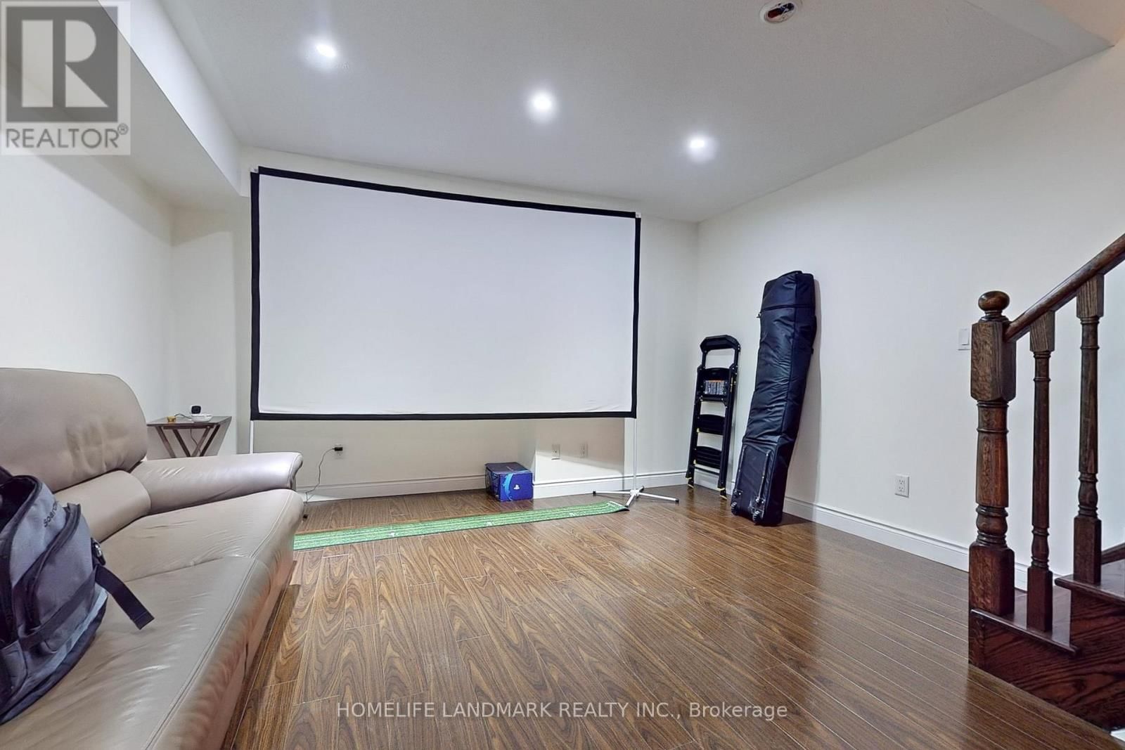 231 SOUTH PARK ROAD Image 36