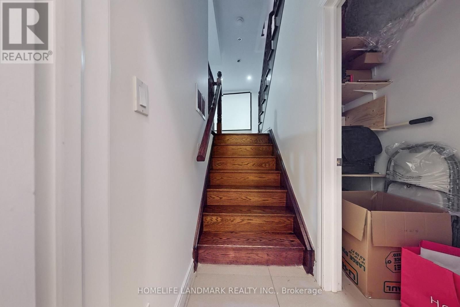 231 SOUTH PARK ROAD Image 39