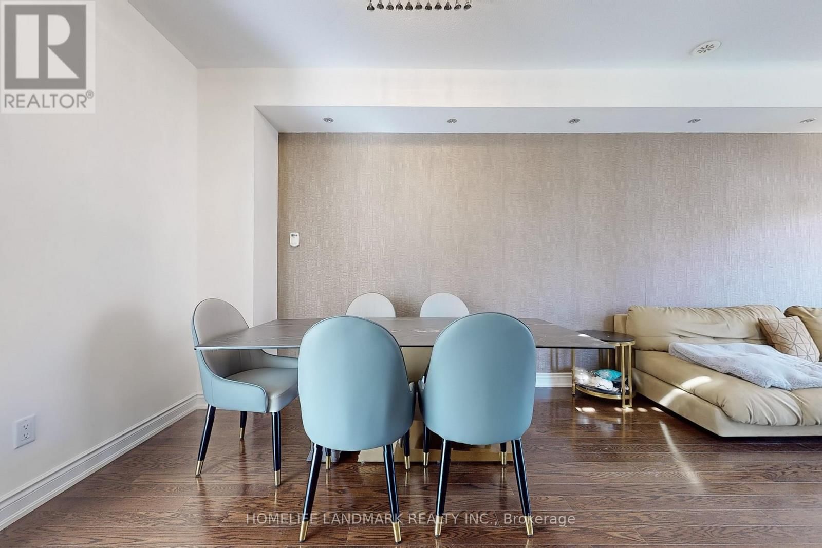 231 SOUTH PARK ROAD Image 8