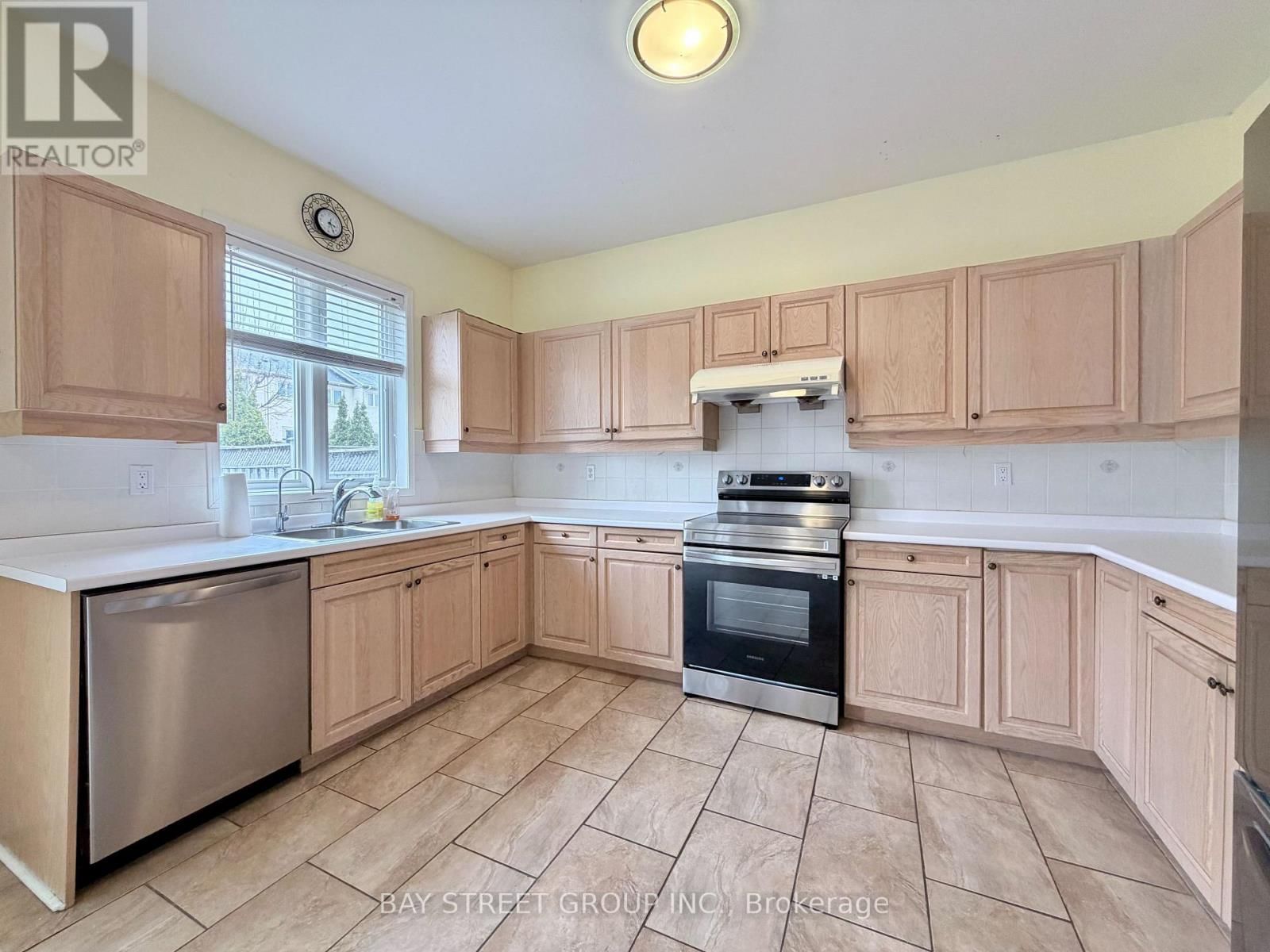 348 SHIRLEY DRIVE Image 13