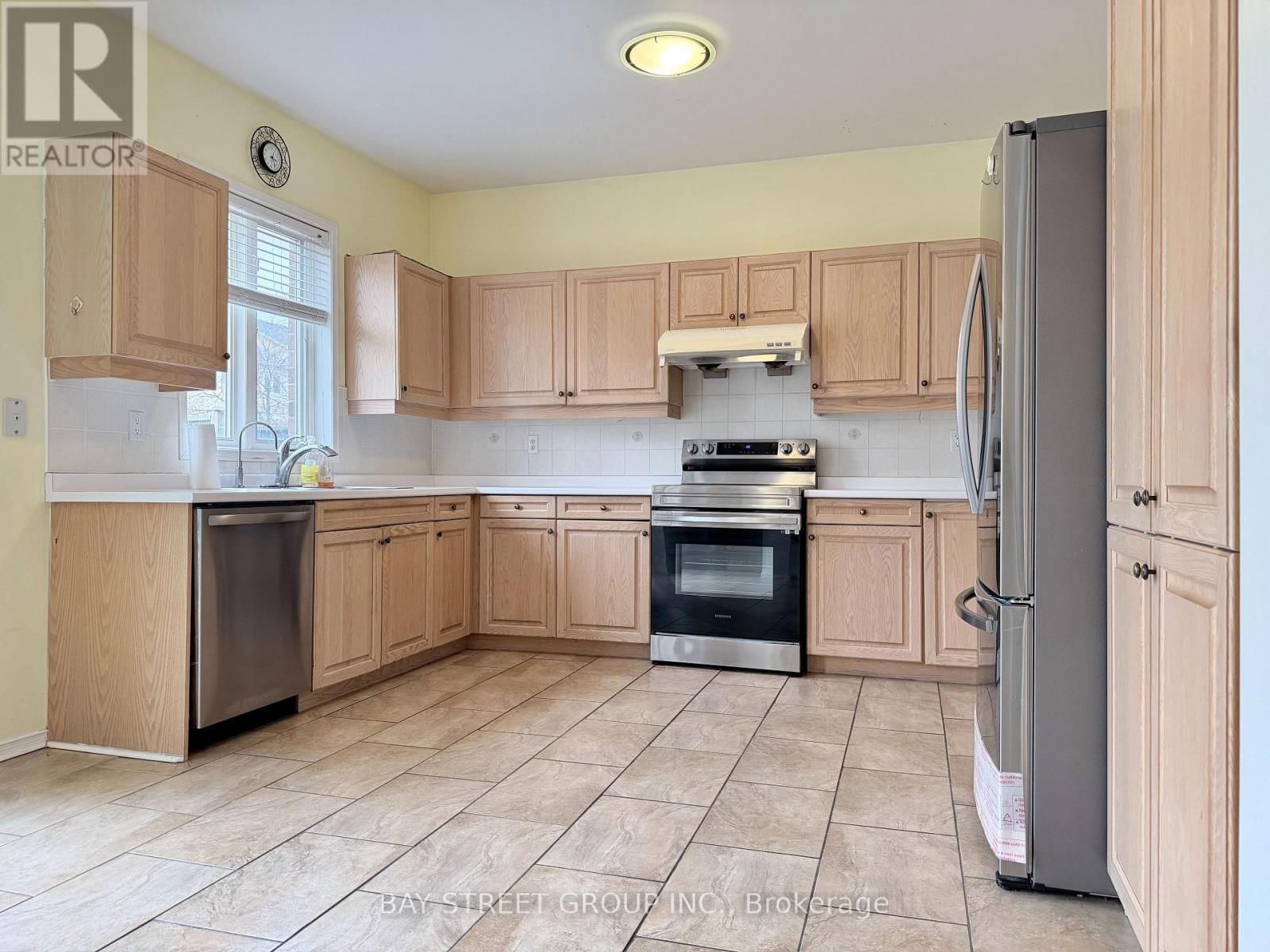 348 SHIRLEY DRIVE Image 15