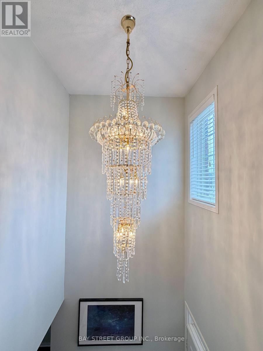 348 SHIRLEY DRIVE Image 16