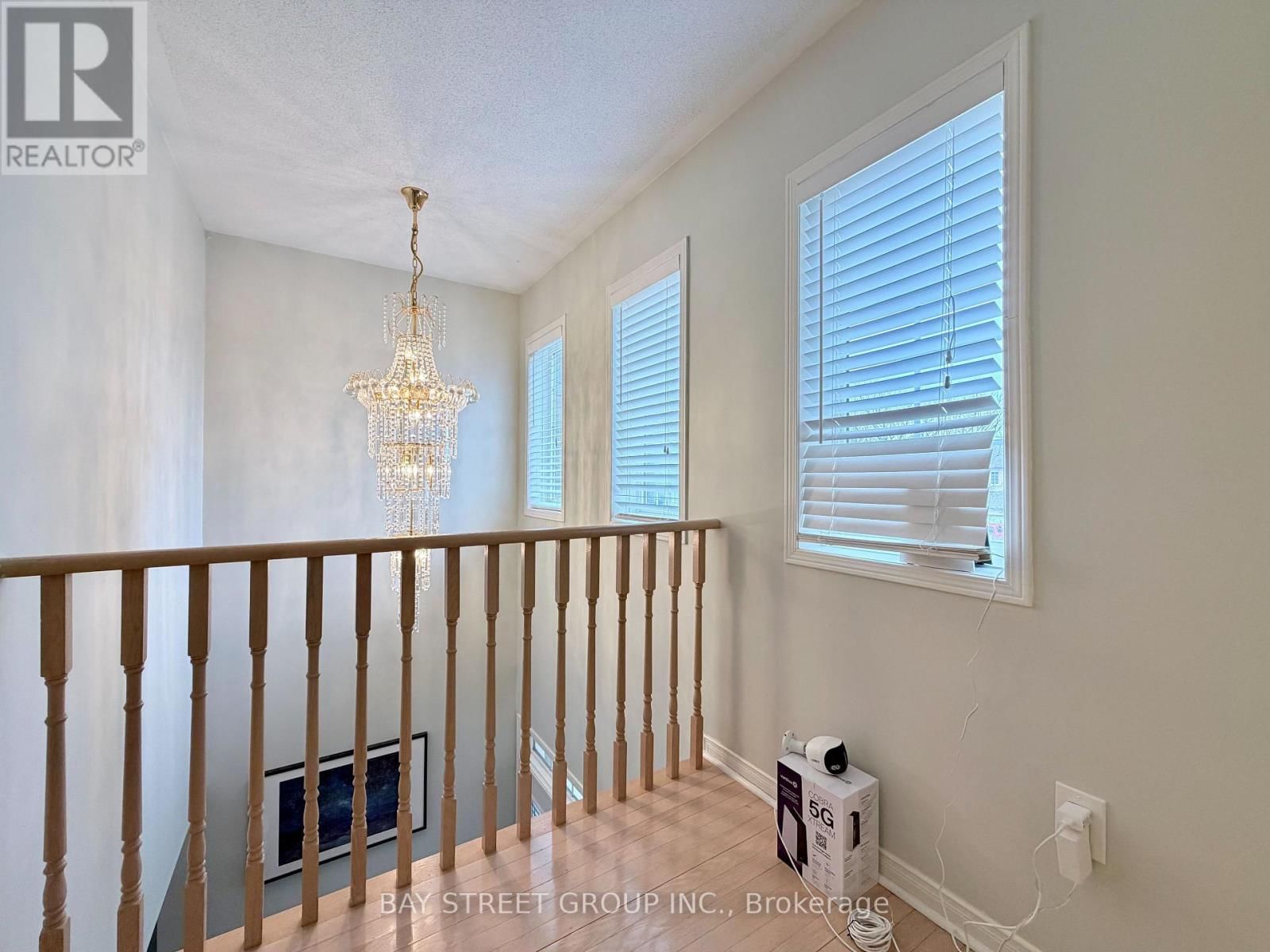 348 SHIRLEY DRIVE Image 21