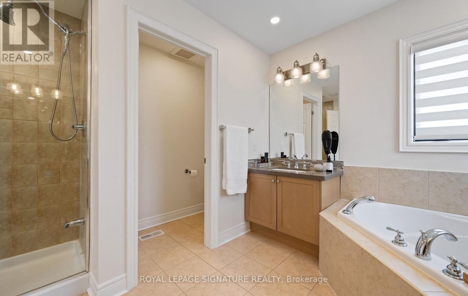 57 SIR FRANCESCO STREET Image 21