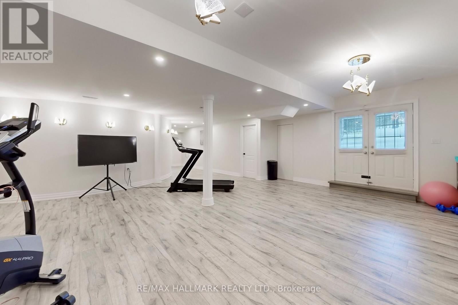 14 ROBERT GRAY ROAD Image 39