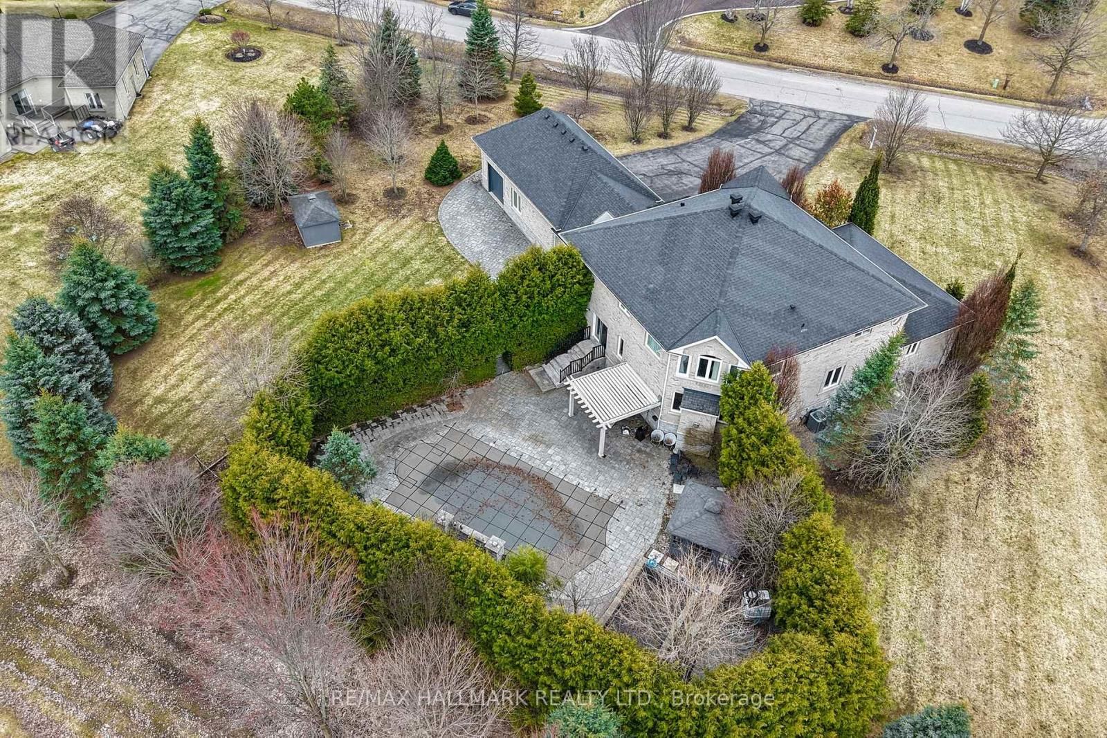 14 ROBERT GRAY ROAD Image 43