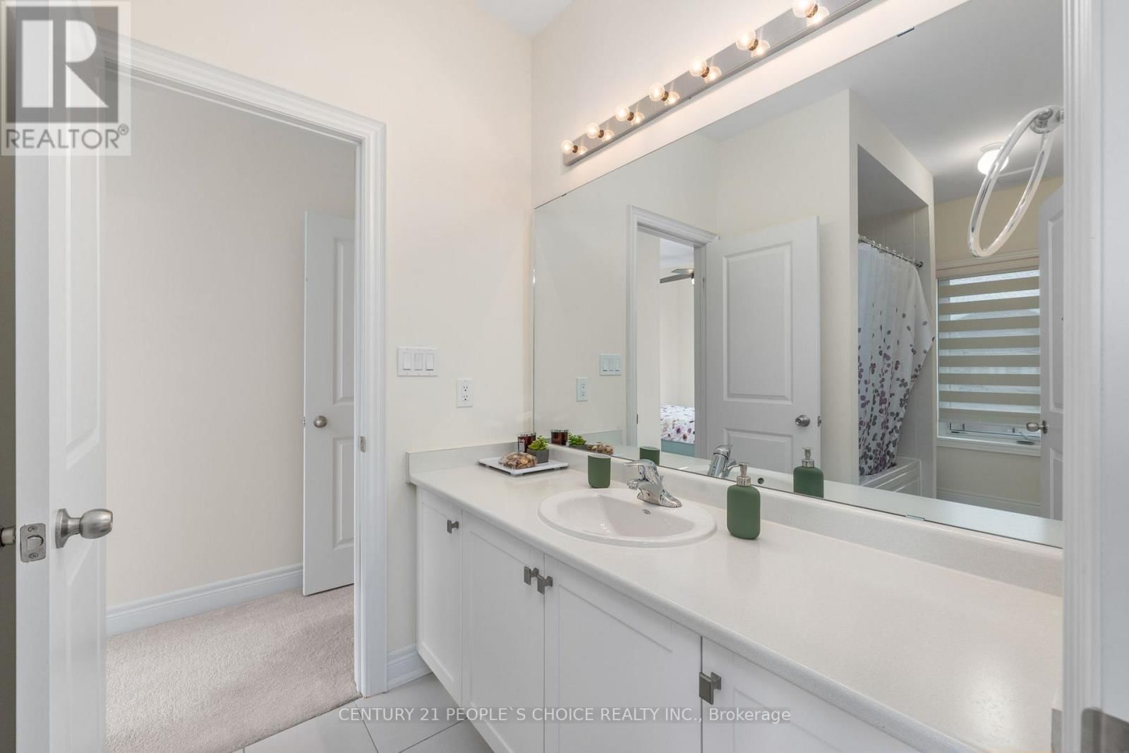 64 COLDWELL BAY CIRCLE Image 30