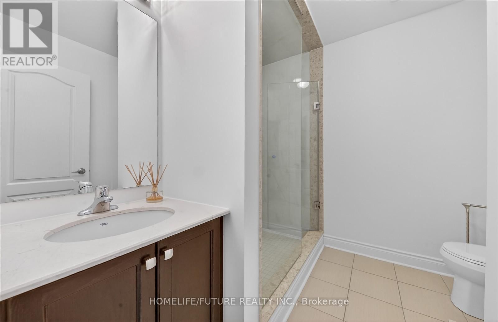 1016 POPPY LANE Image 36