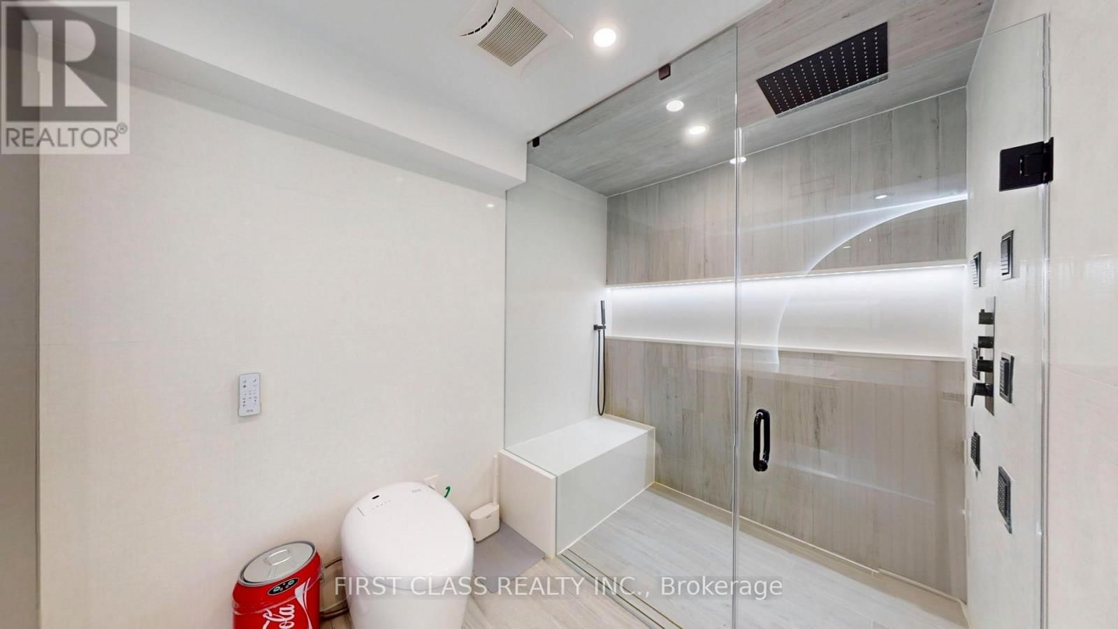 2 BEEBE CRESCENT Image 41