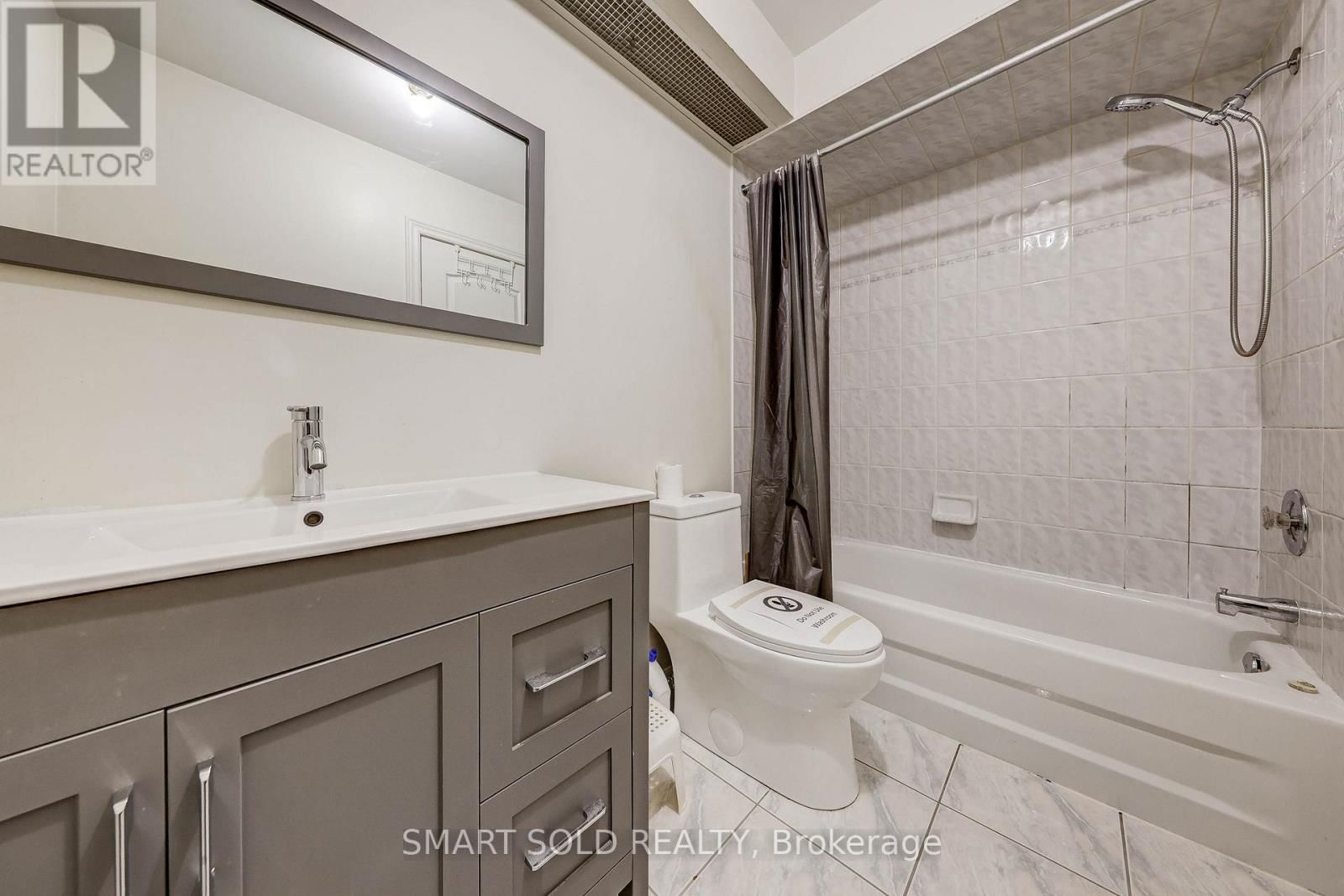 84 - 190 HARDING BOULEVARD WEST Image 16