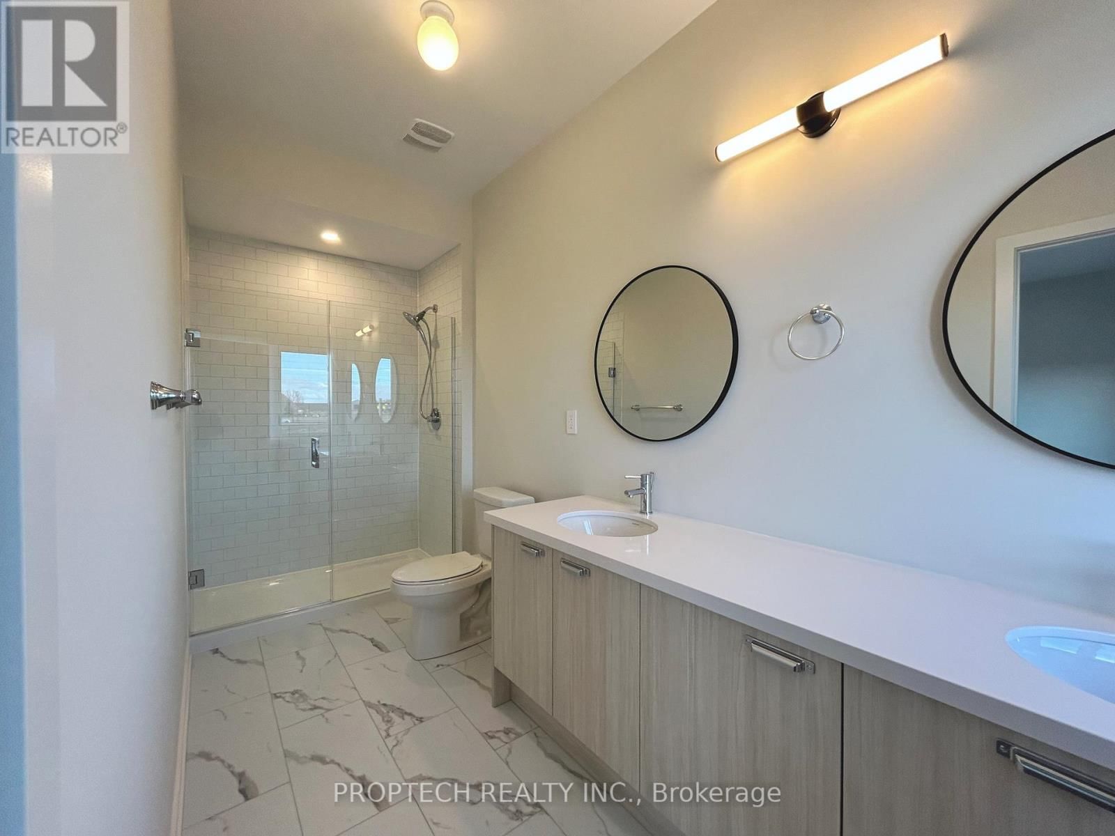 15 PEACE LANE Image 26