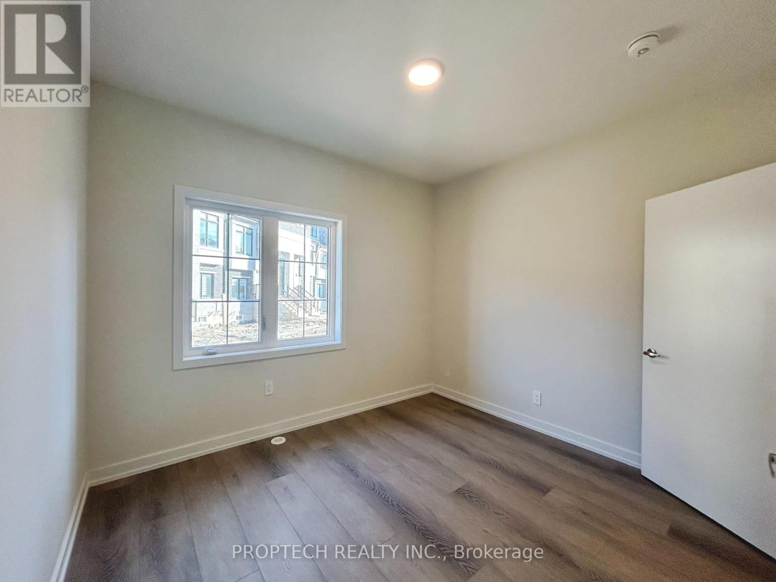 15 PEACE LANE Image 30