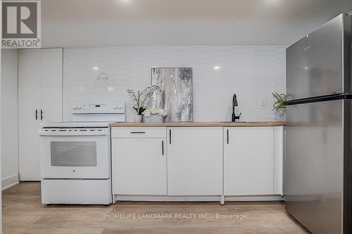 304 KERSWELL DRIVE Image 35