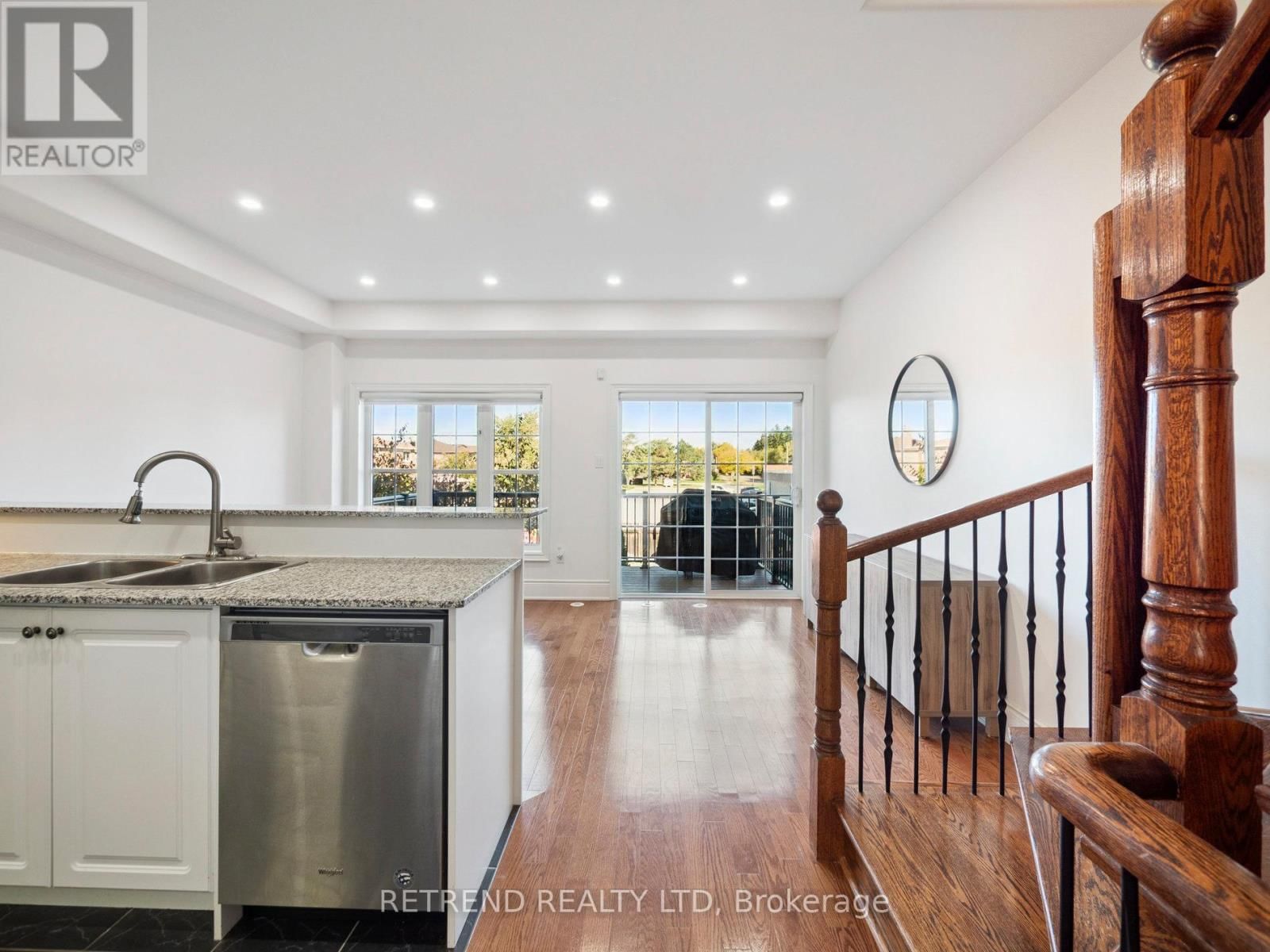 26 GOLDEN SPRUCE LANE Image 10