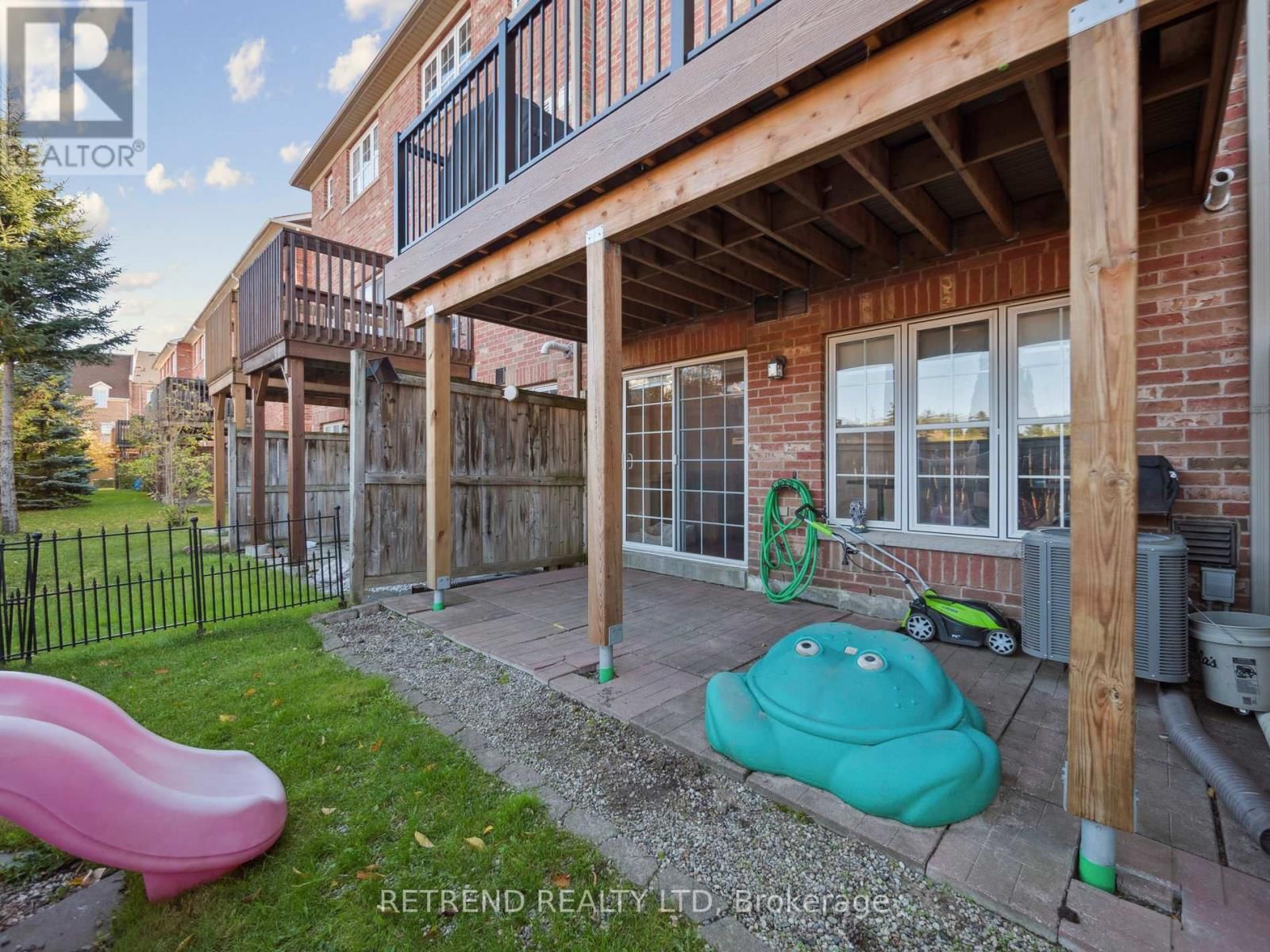 26 GOLDEN SPRUCE LANE Image 40