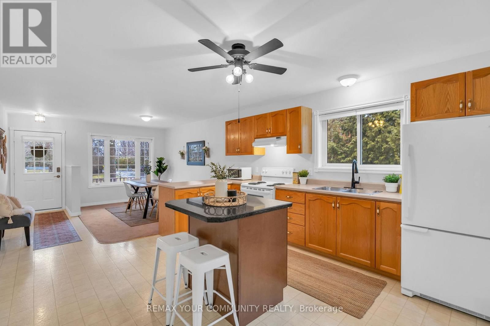 81 FAIRPARK LANE Image 18