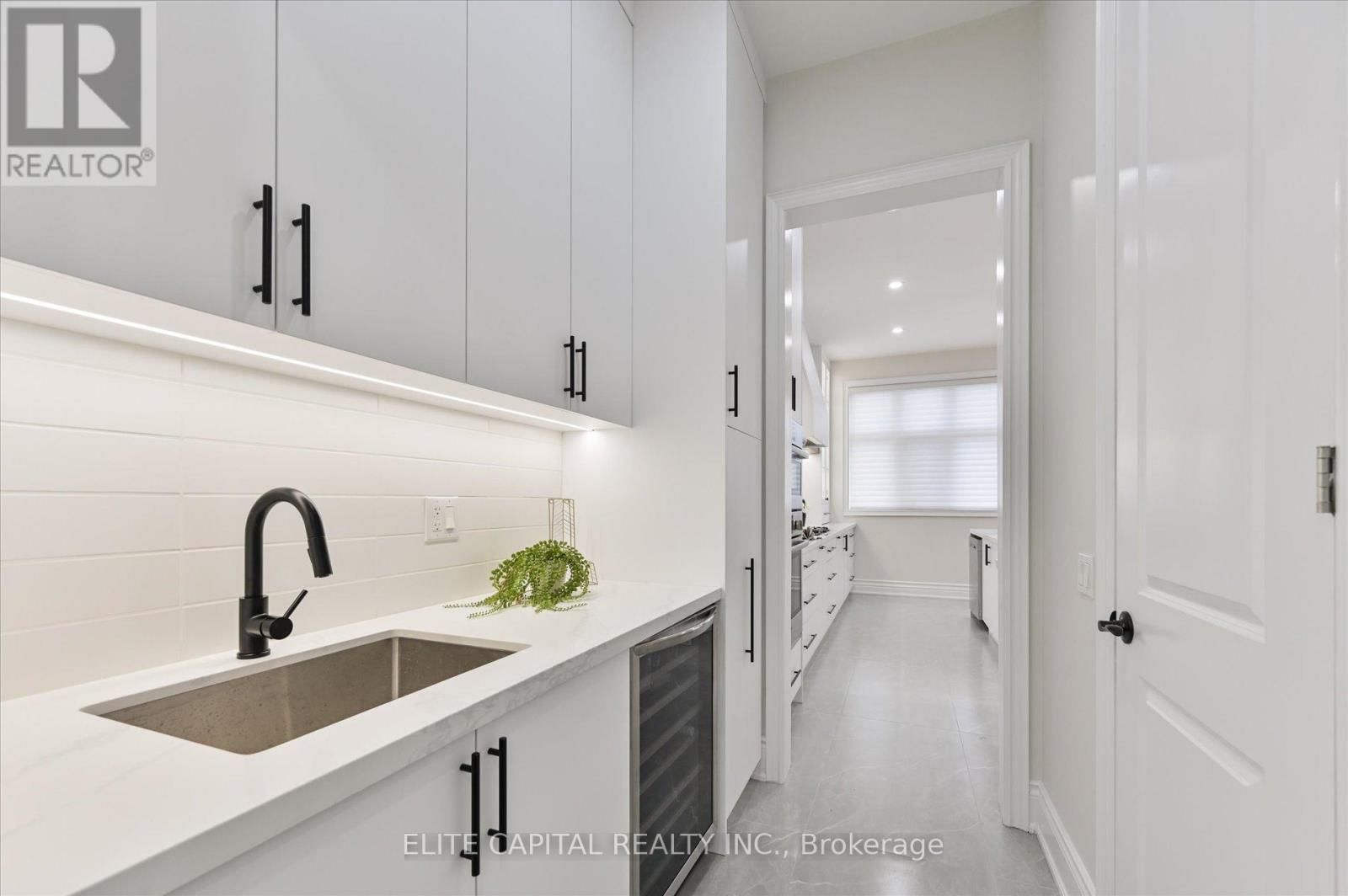 33 STRAW CUTTER GATE Image 14