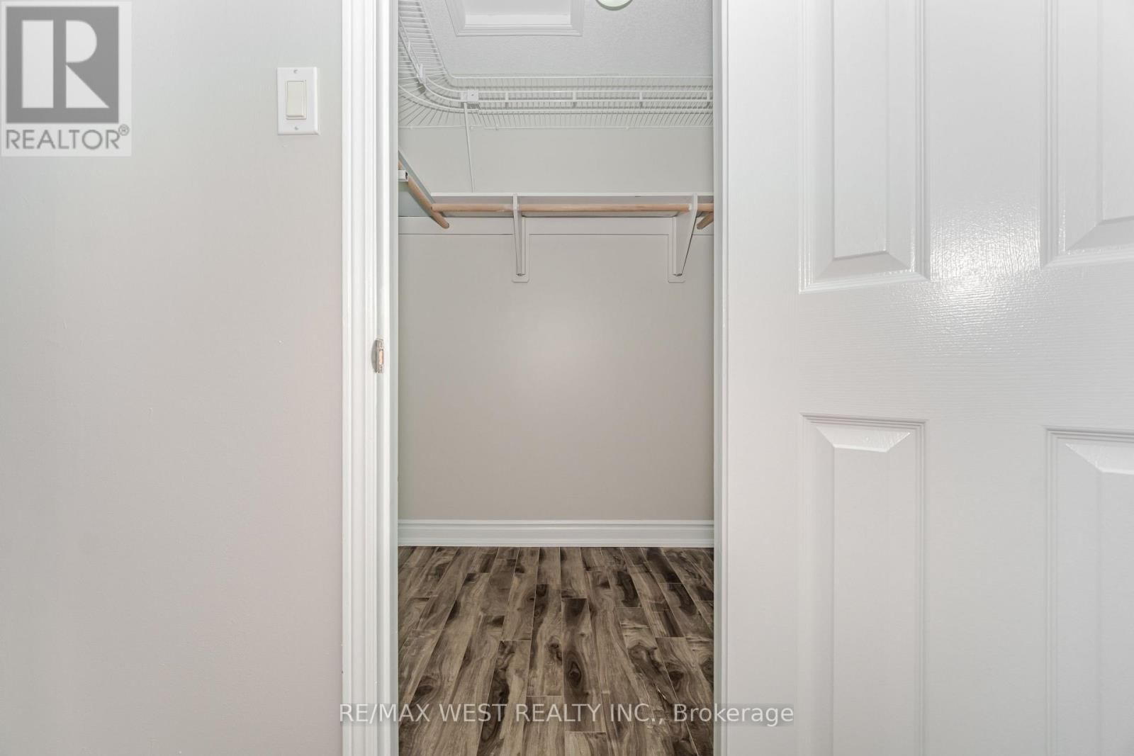 86 DINA ROAD Image 36